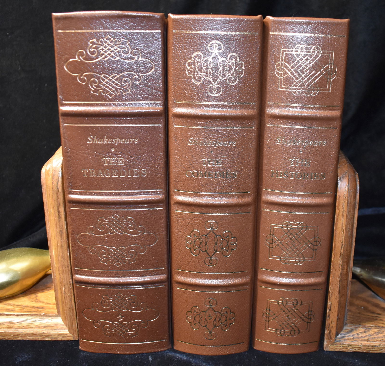 William Shakespeare's Comedies, Histories, & Tragedies - Full Leather Easton Press 1980 3 Volume Set (1 of 8)