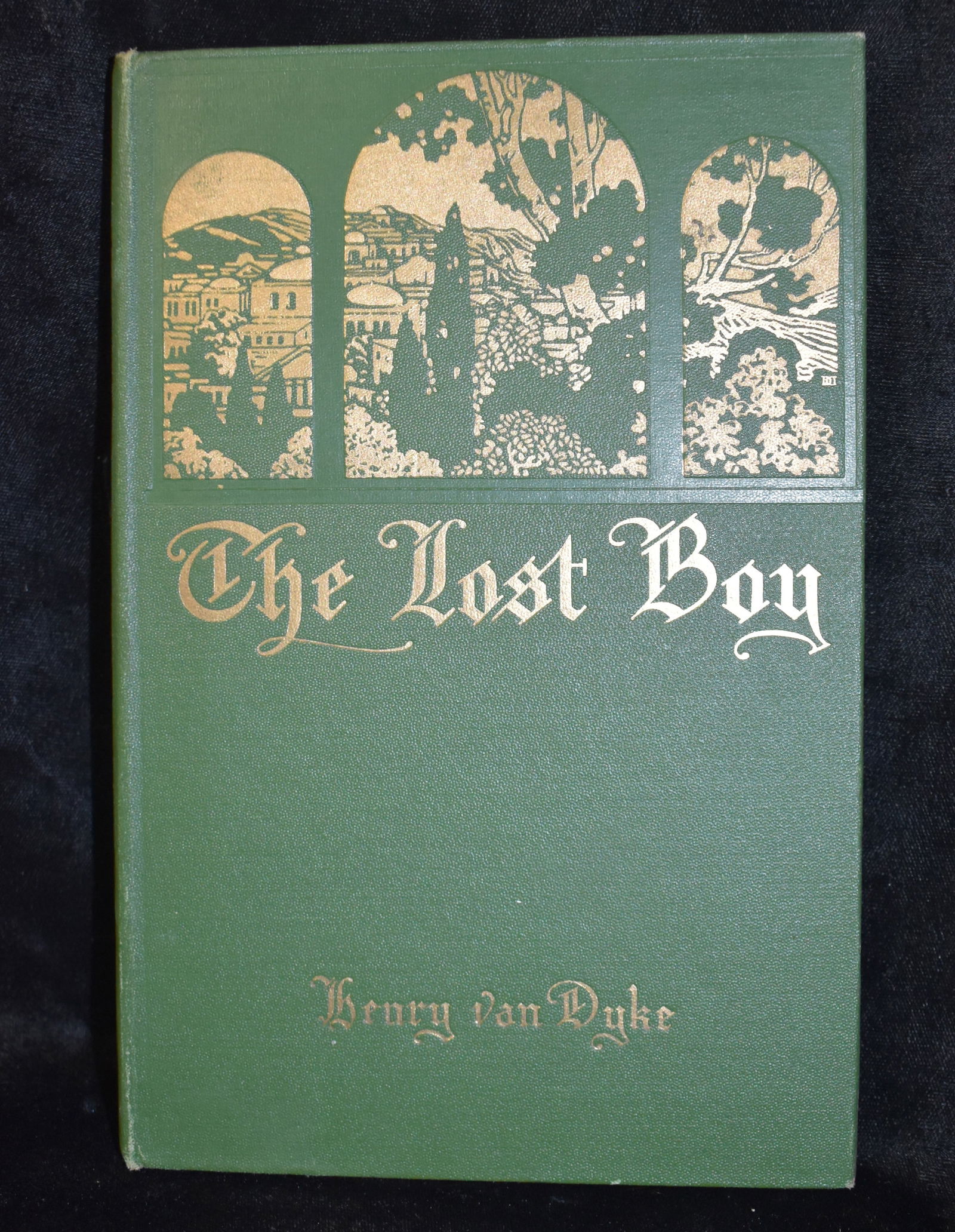 1914 The Lost Boy by Henry Van Dyke: The Lost Boy by Van Dyke, Henry. Published by Harper & Brothers, New York & Londn, 1914. Very good condition hardback. Minor shelf wear.