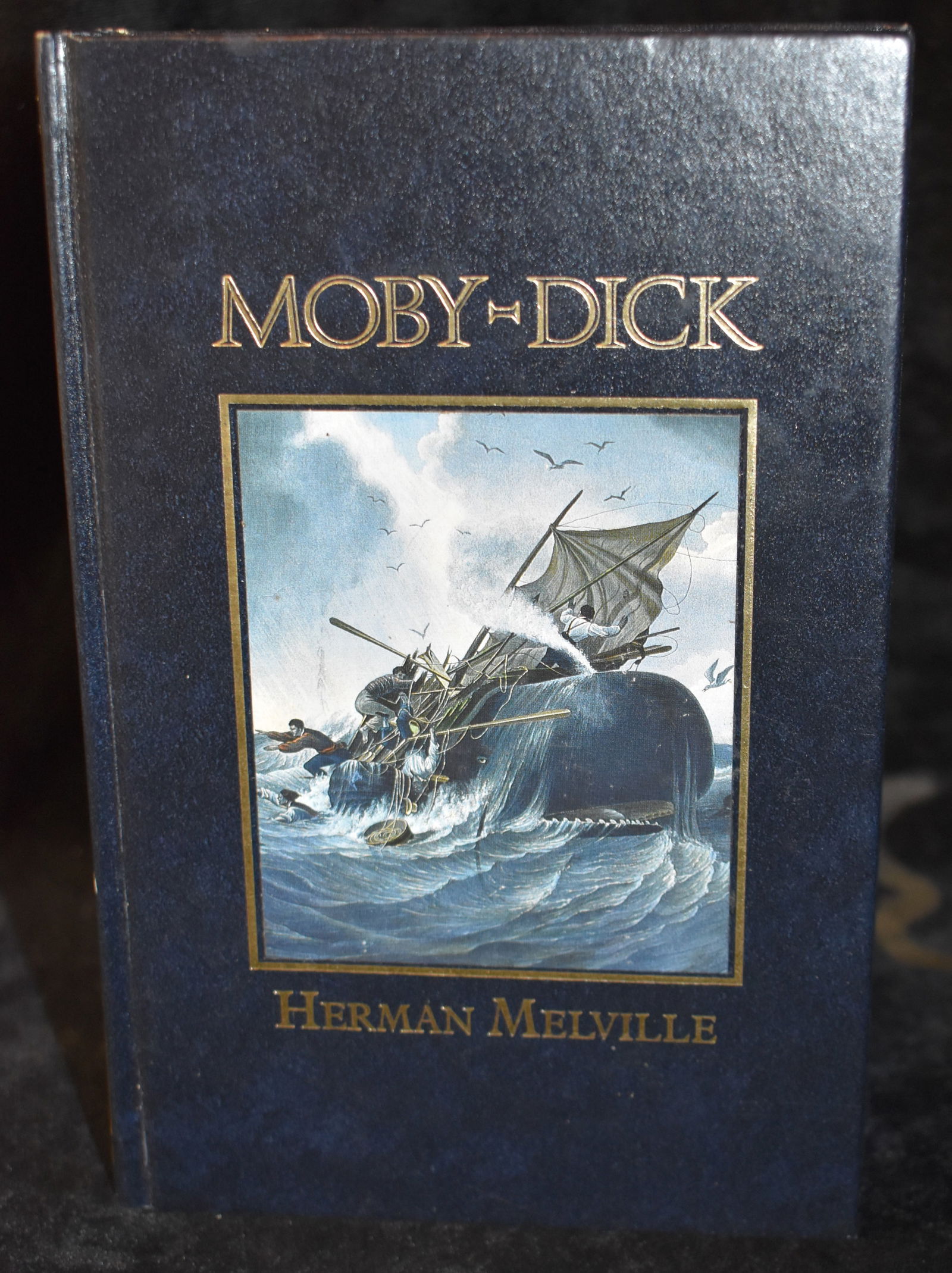 Rare MOBY DICK by Herman Melville Hardback - 1987 The Great Writers Library: Moby Dick by Herman Melville Published by The Great Writers Library 1987. A rare publication of this book by The Great Writers Library. Near Fine condition hardback. From the late Larry Innis Collecti