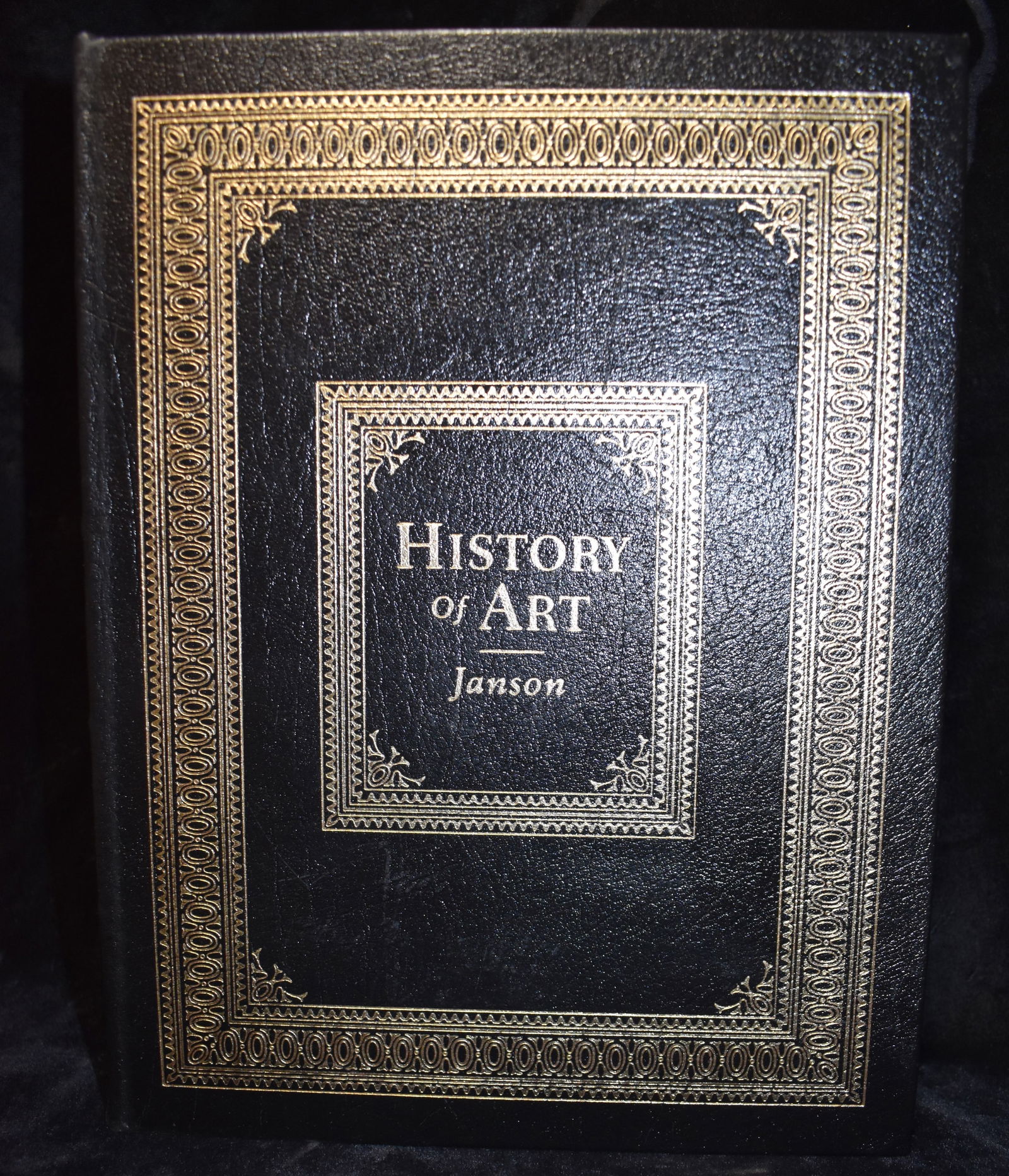 1997 History of Art by H. W. Janson - Easton Press Full Leather Hardback: History of Art by Janson, H. W.. Published by Easton Press 1997. Excellent condition full leather hardback with gold gilt to cover and page edges. Collector's Edition. Easton Press books are known for