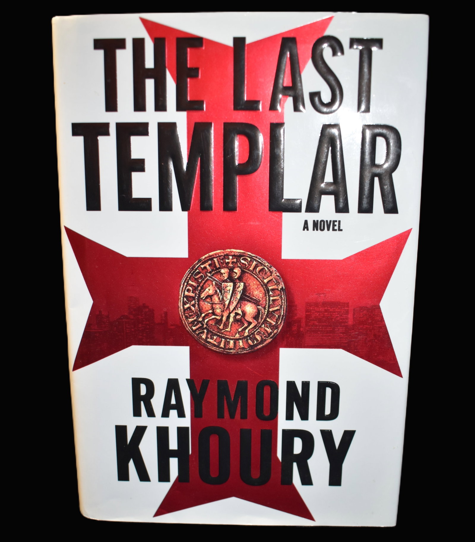 The Last Templar by Raymond Khoury - 2006 1st Edition Hardback: The Last Templar by Khoury, Raymond. Published by Dutton Books, New York, 2006. 1st US Edition. Fine Condition hardback w/ dust cover. From the late Larry Innis Collection.