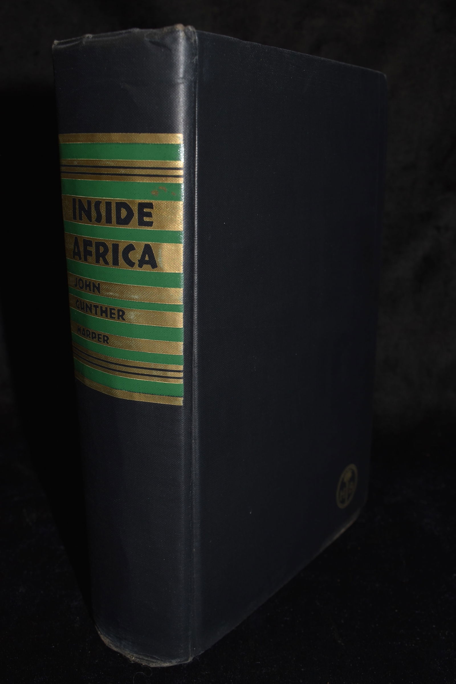 1955 Inside Africa by John Gunther 1st Edition: Inside Africa by Gunther, John. Published by Harper & Brothers Publishers, 1955. 1st Edition. Very Good Condition Hardback with dust cover. Minor shelf wear.