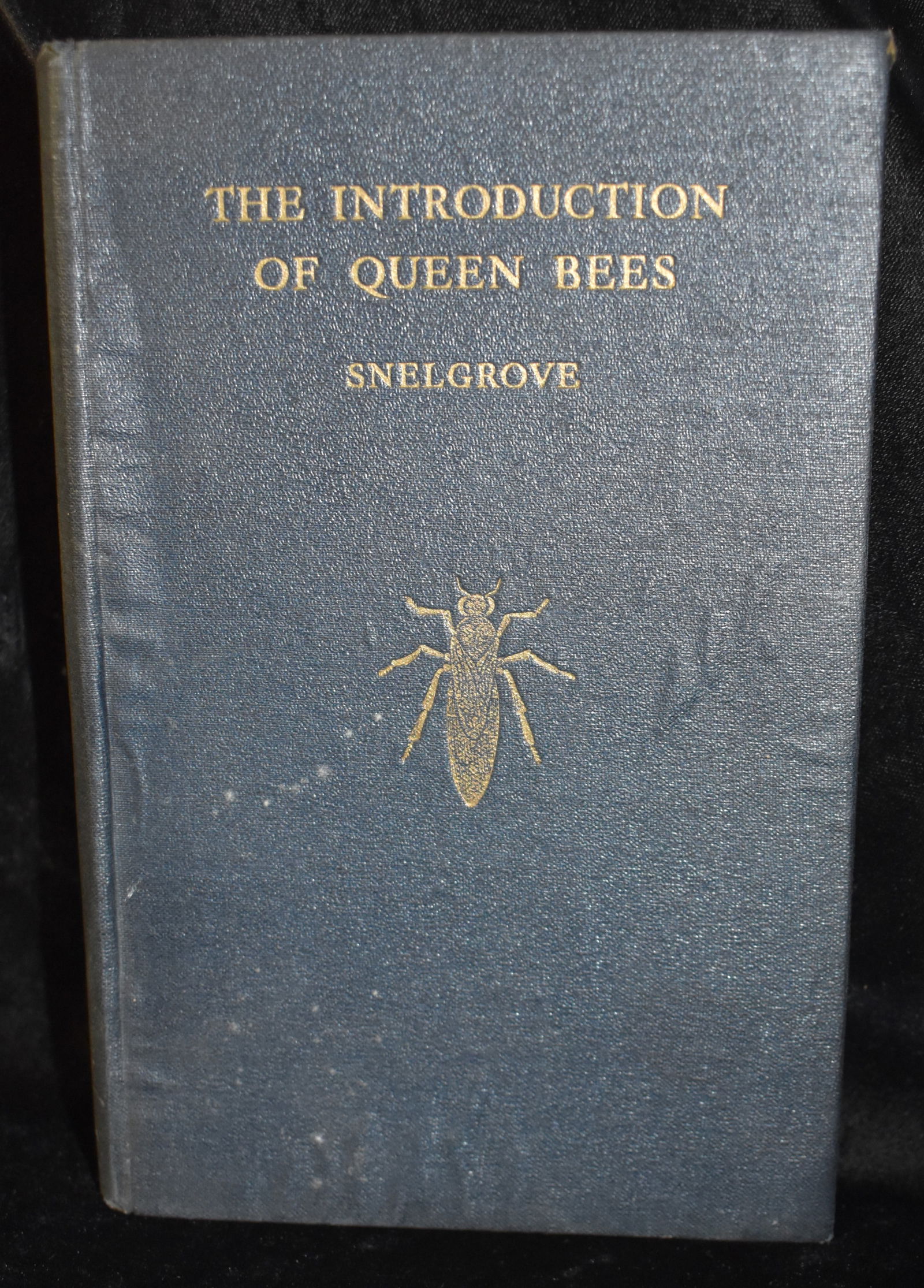 1948 The Introduction of Queen Bees by Snelgrove (1 of 7)