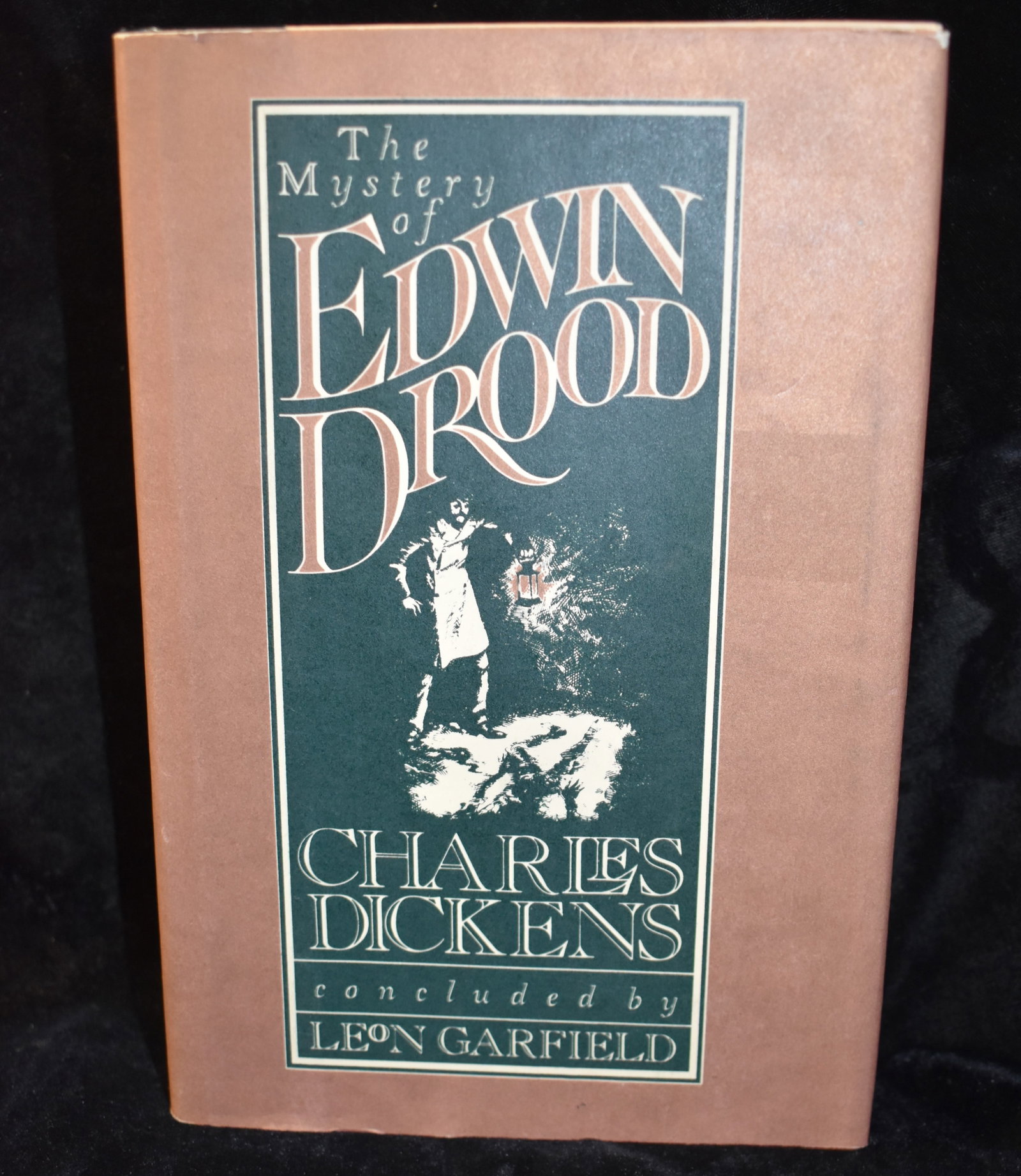 1980 1st Edition - The Mystery of Edwin Drood by Charles Dickens and Leon Garfield: The Mystery of Edwin Drood by Charles Dickens and Leon Garfield. Published by Pantheon, New York, 1980. 1st American Edition. Very good condition hardback w/ dust cover.