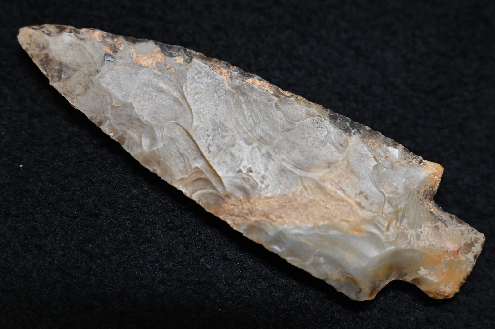 4 1/16" Creek Stained Little Bear Creek Arrowhead Found in Illinois. Jerry Dickey COA. (1 of 6)