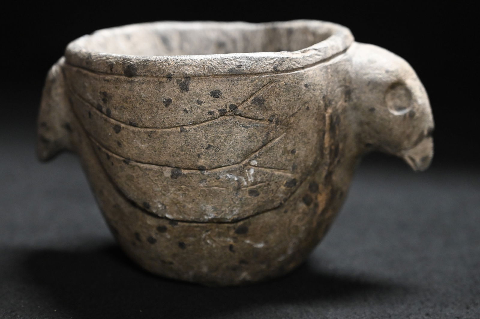 4 9/16" Native American Mississippian Stone Bird Effigy Mortar Bowl. (1 of 8)