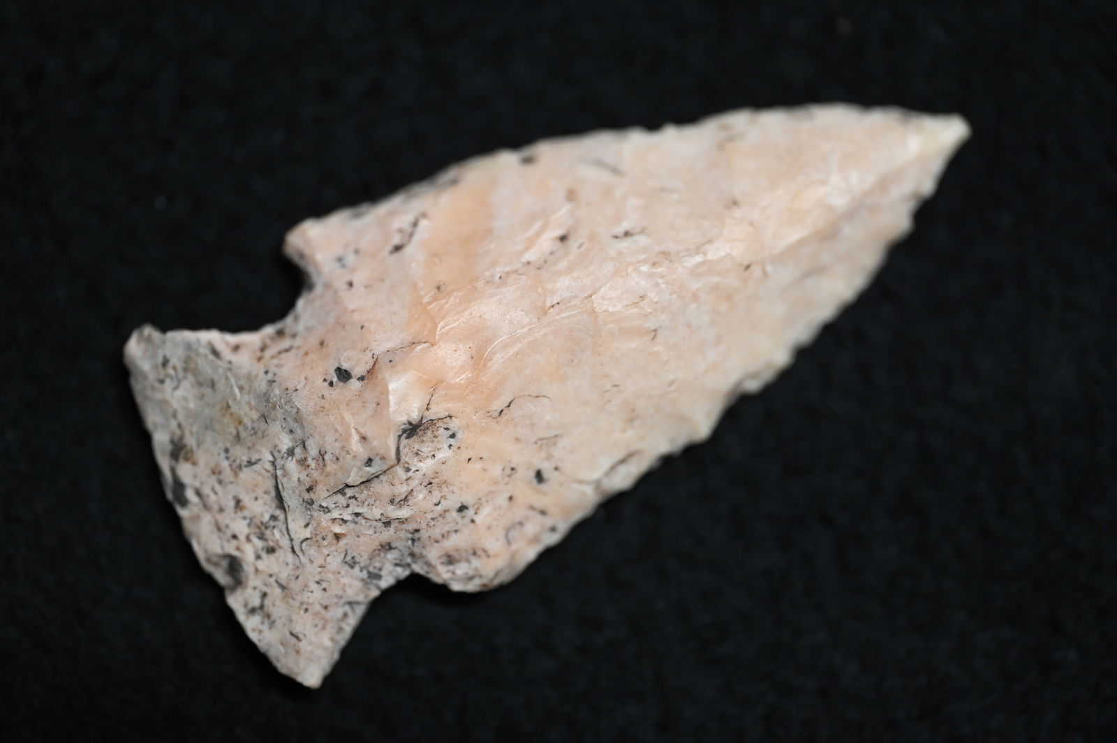 2 1/2" Gibson Arrowhead Found in Adam's Co. Illinois. (1 of 6)