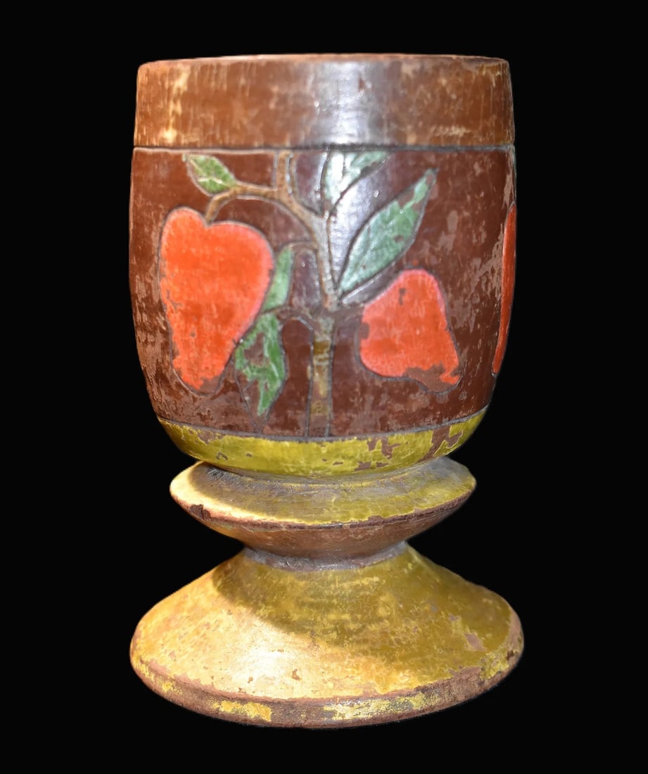 16th to 19th Century Spanish Colonial Kero Cup or Goblet (1 of 5)