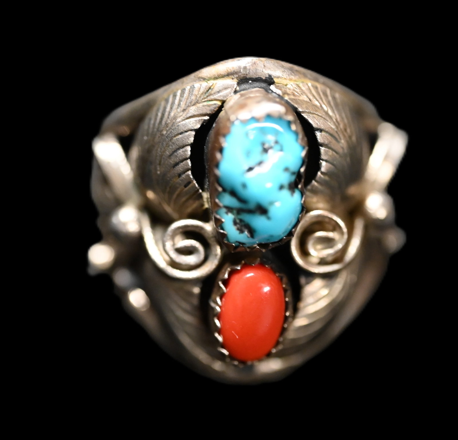 Men's Sterling Silver Turquoise & Red Coral Size 23 Ring.: Men's Sterling Silver Turquoise & Red Coral Size 23 Ring.