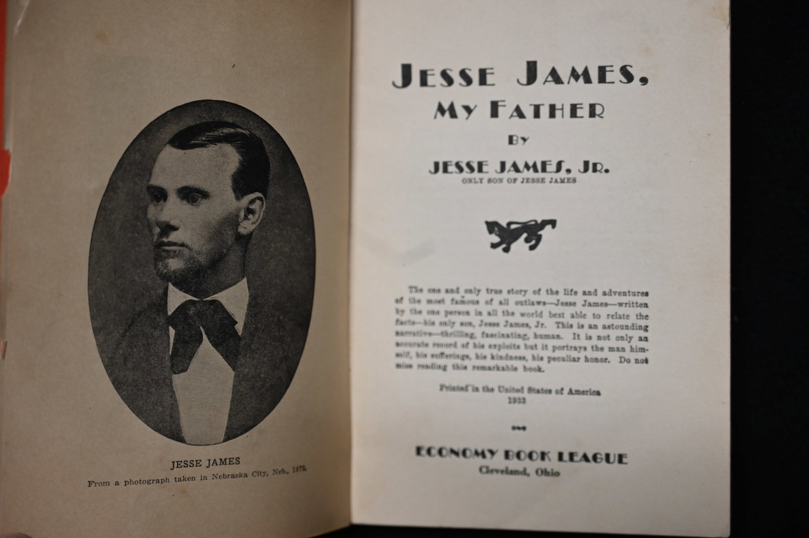 Jesse James My Father by Jesse James Jr. copyright 1933 softcover in good condition. The leather: Jesse James My Father by Jesse James Jr. copyright 1933 softcover in good condition. The leather cover is a little brittle and pages are yellowed but in good condition.