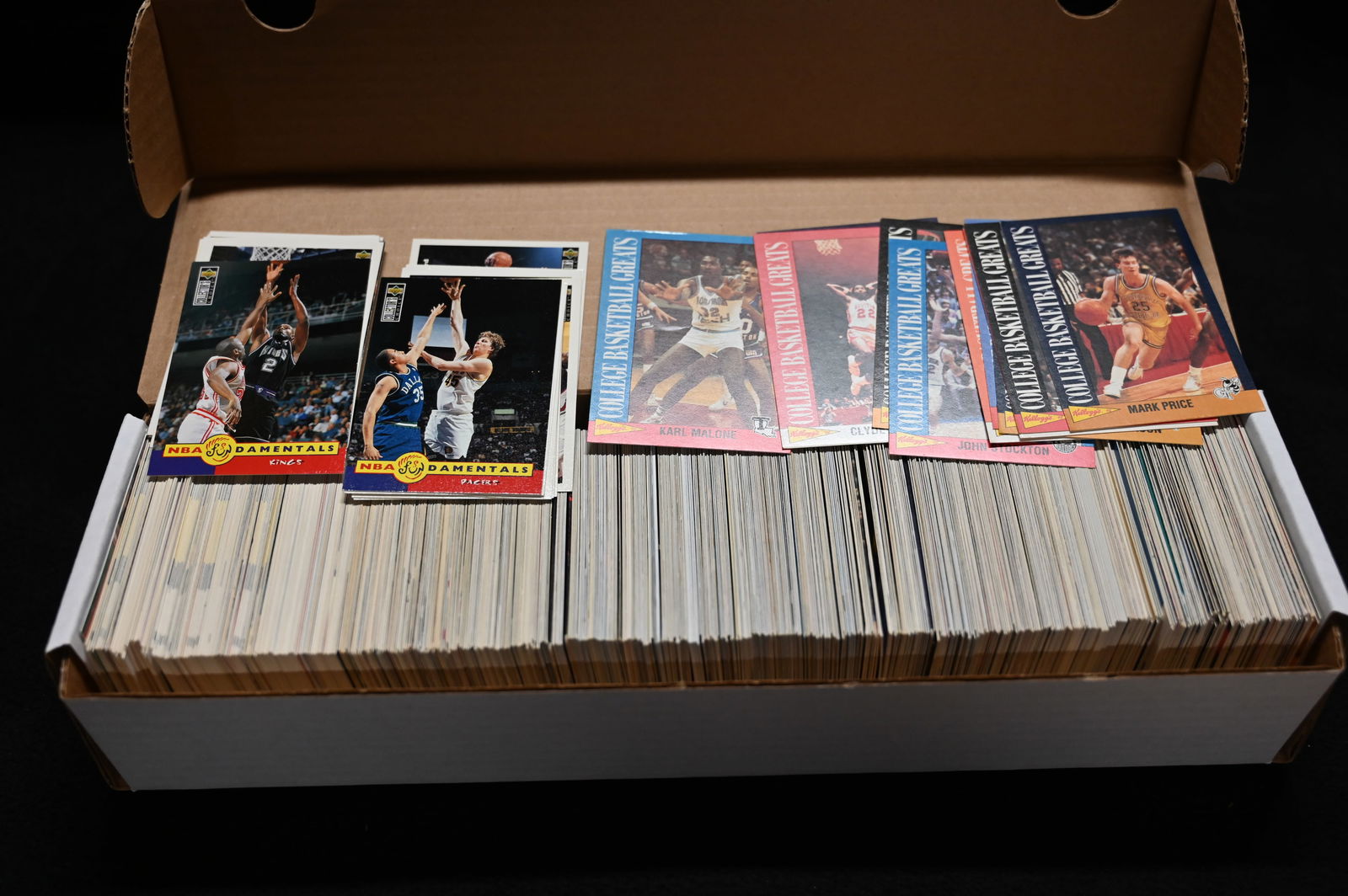 Mixed Group of Approx. 800 Basketball Cards 80's, 90's, 2000's. (1 of 3)