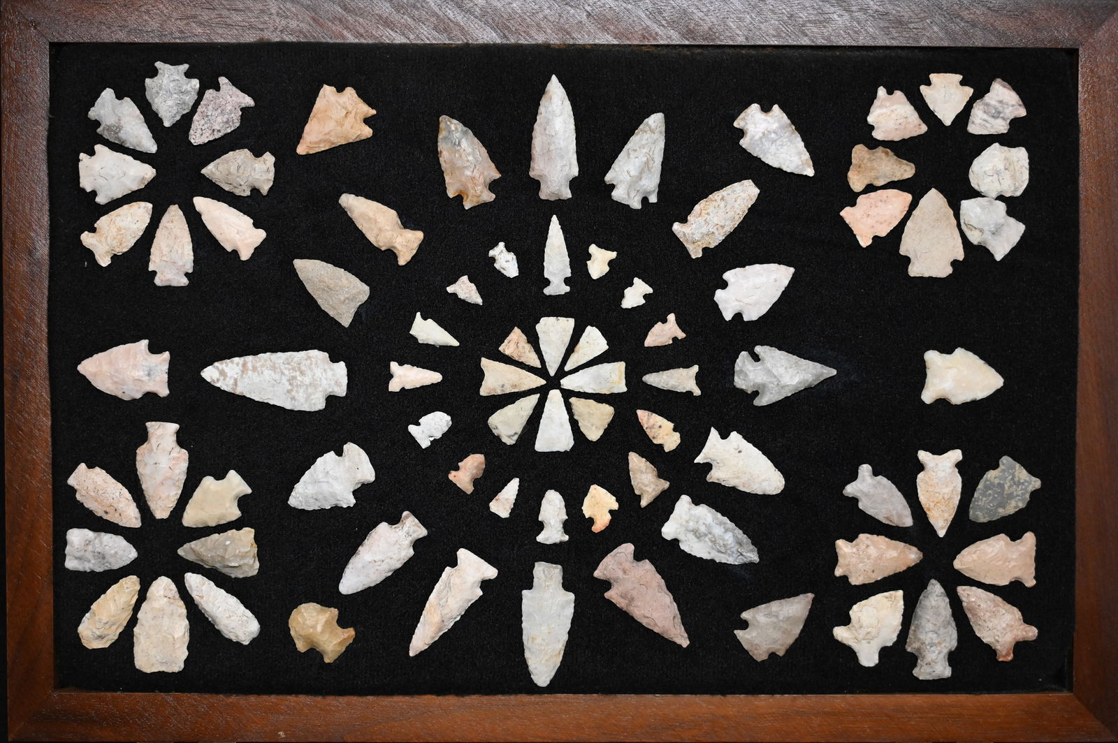 78 Arrowheads Found in Adair Co. Missouri by Chris Morehead. (1 of 9)