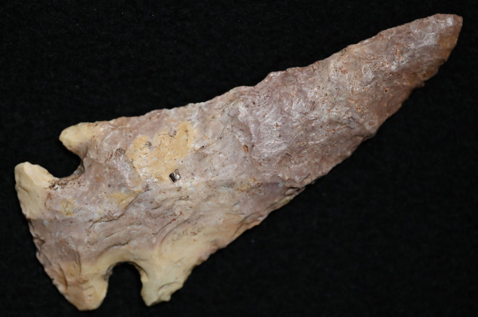 3 15/16" Gibson Arrowhead Found in Fulton Co. Illinois Ex: Dean Downing Collection. (1 of 5)
