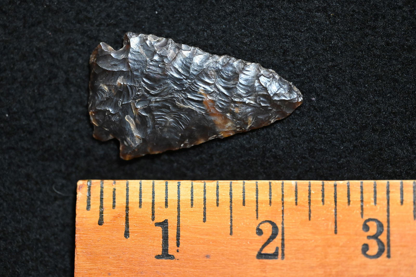 2 1/16" Besant Knife River Chert Arrowhead Found in South Dakota Ex: Dan Maas Collection. - 5
