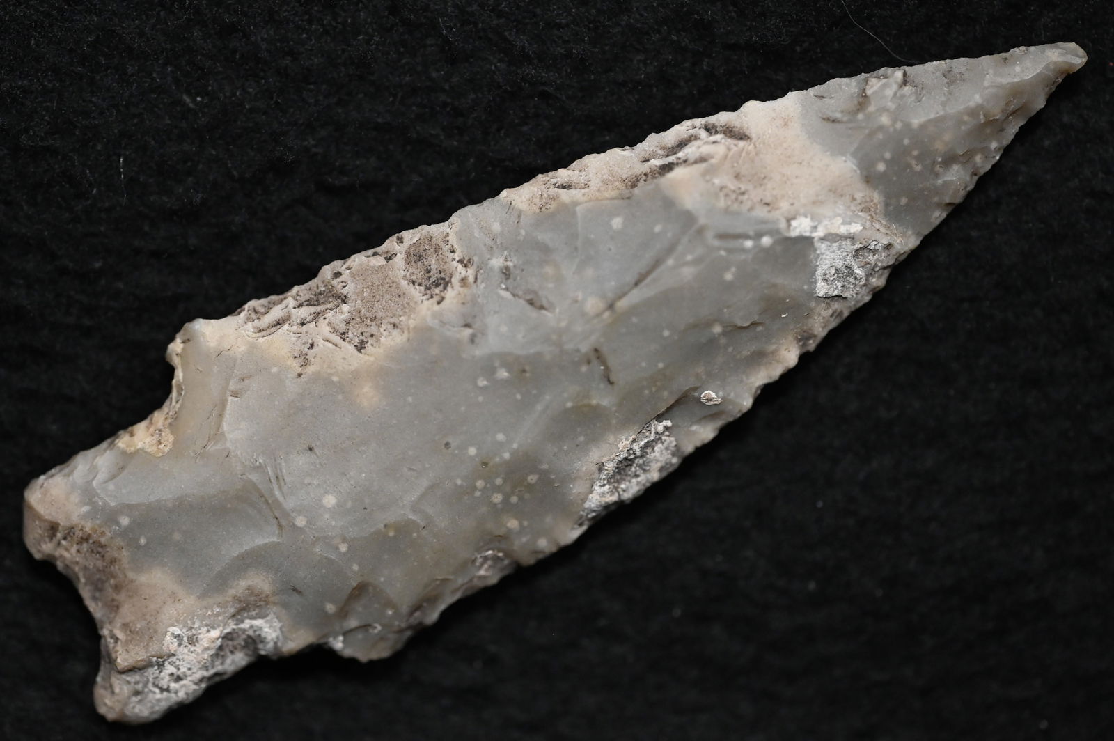 3 9/16" Pedernales Arrowhead Found in Texas.: 3 9/16" Pedernales Arrowhead Found in Texas.