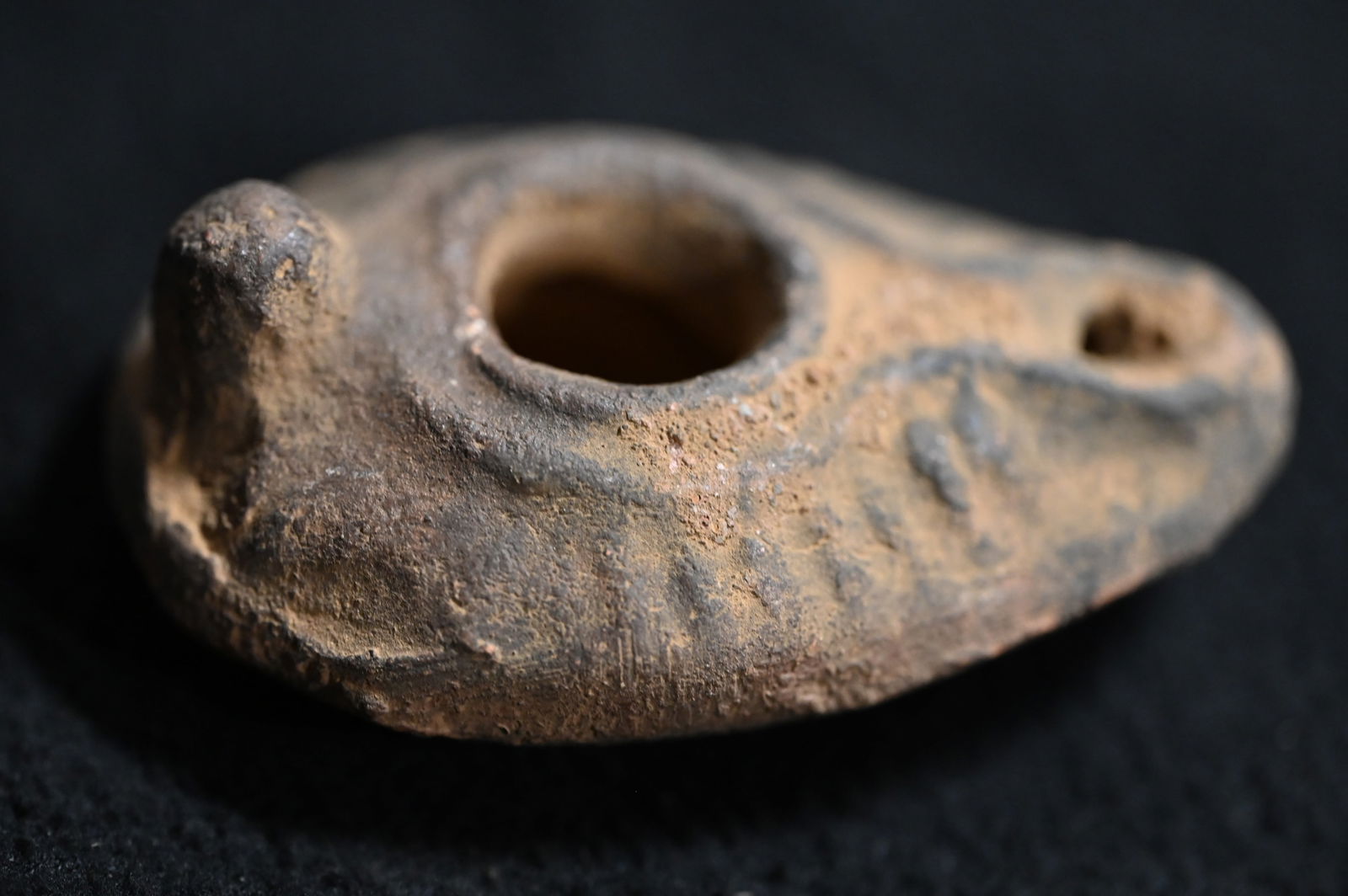 Holy Land Terracotta Oil Lamp Circa 400-700 AD. 3" long. (1 of 7)
