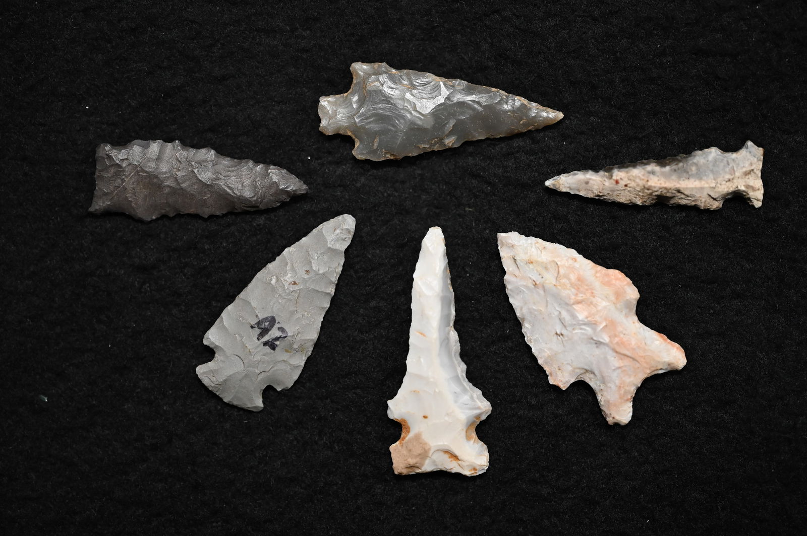 6 Finely Made Authentic Arrowheads Found in Pike Co. Missouri 1 11/16" Longest. (1 of 3)