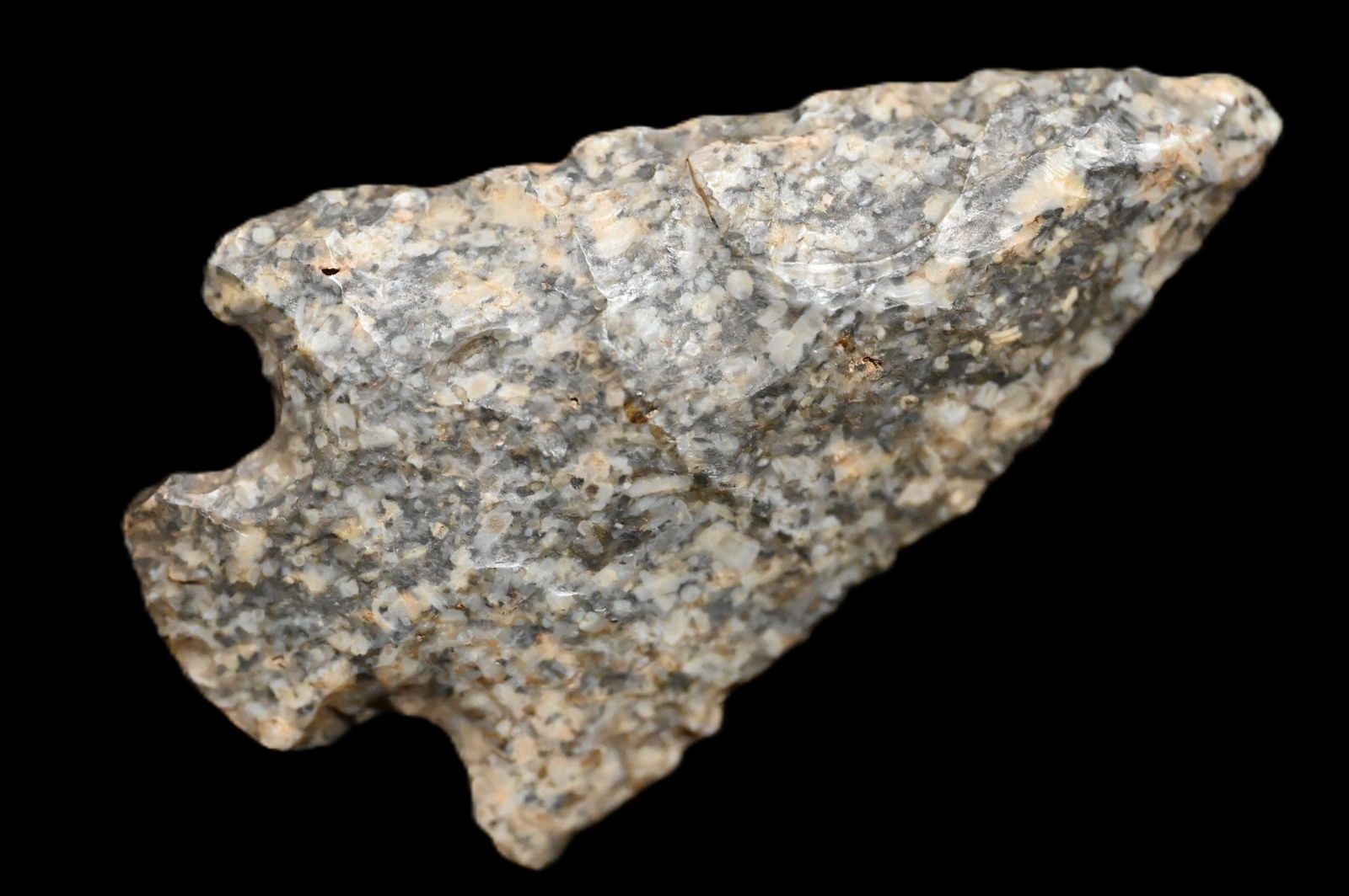 2 9/16" Colorful Hopewell Arrowhead Found in Fulton Co. Illinois Ex: Dean Downing Collection. (1 of 5)