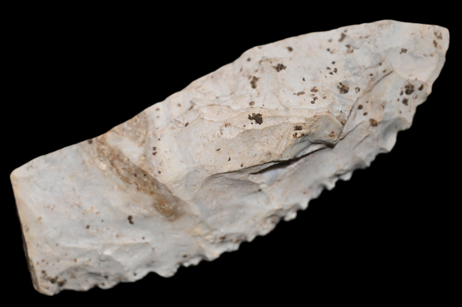 6 3/8" Sedalia Saw Found in Boone Co. Missouri. Ryan Keele COA Ex: George Robertson Collection.: 6 3/8" Sedalia Saw Found in Boone Co. Missouri. Ryan Keele COA Ex: George Robertson Collection. Early Archaic Culture 8000-5000 B.P. Primarily used to cut wood and bone. Good use wear and correct manu