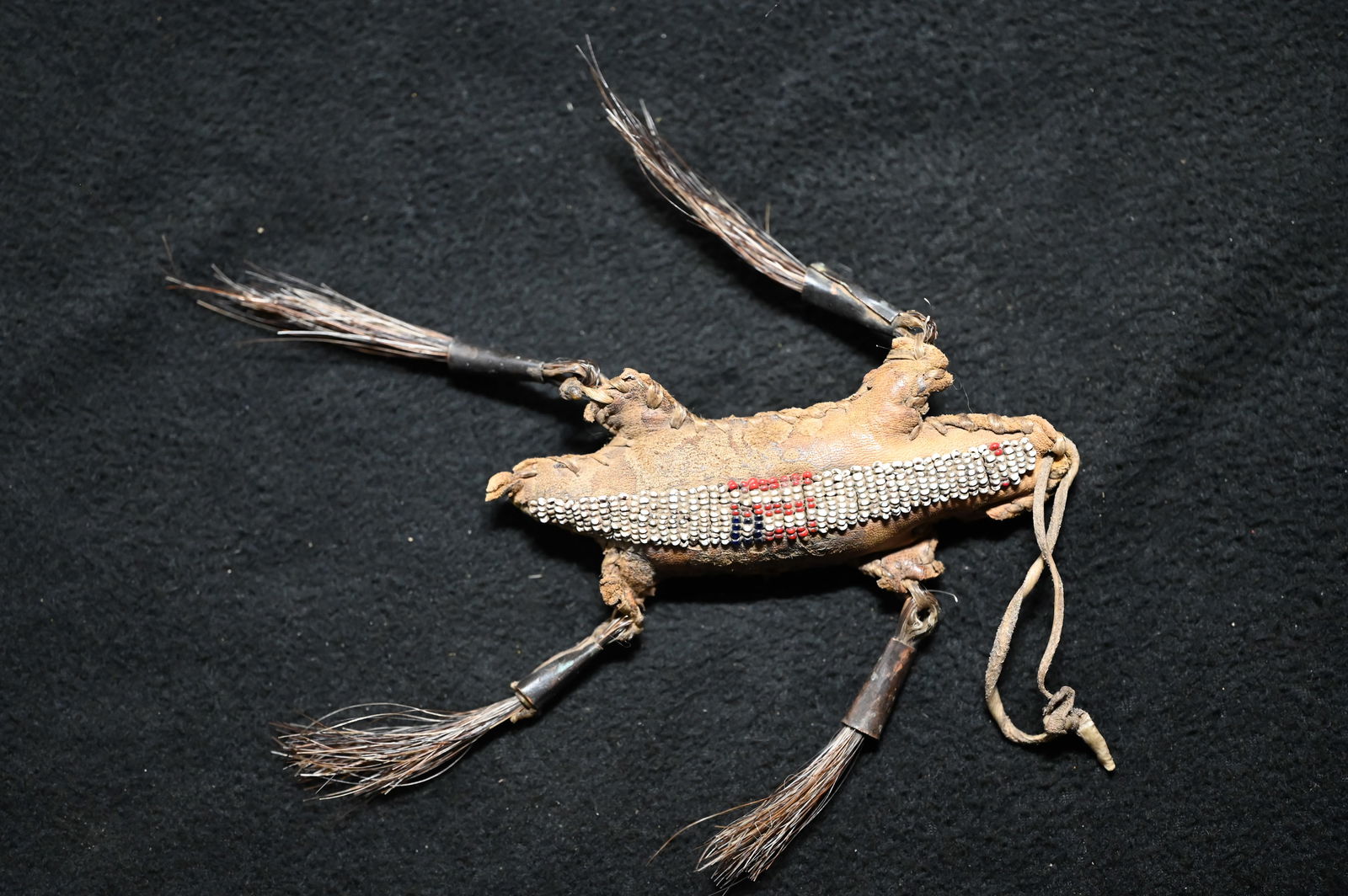 4 1/2" Beaded Leather Lizard Fetish.: 4 1/2" Beaded Leather Lizard Fetish.