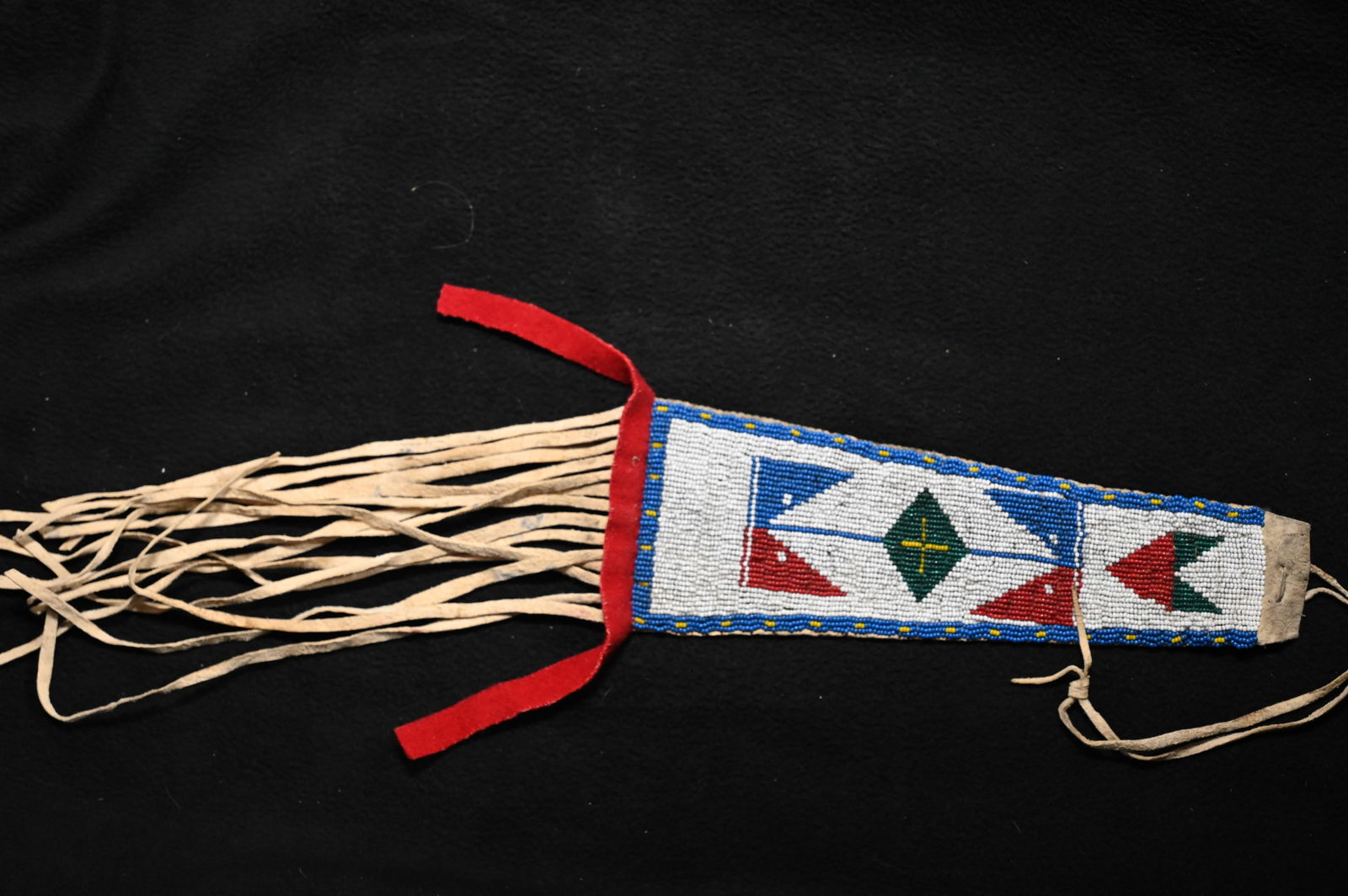 Beaded 10 1/2" Tomahawk Drop. (1 of 8)