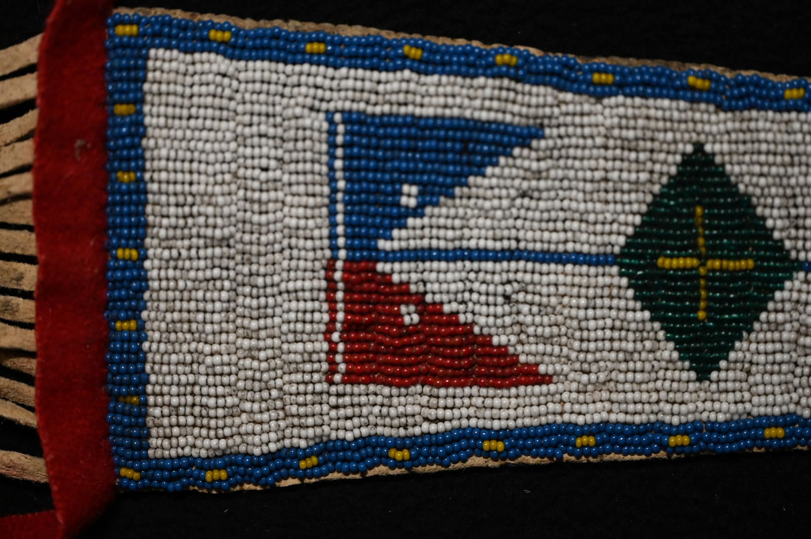 Beaded 10 1/2" Tomahawk Drop. - 5