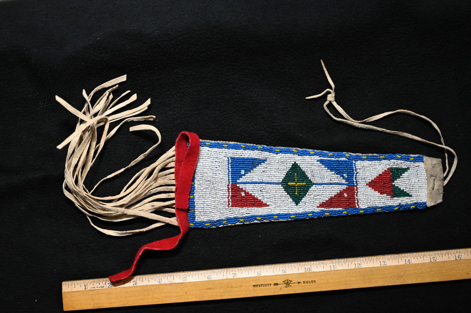 Beaded 10 1/2" Tomahawk Drop. - 8