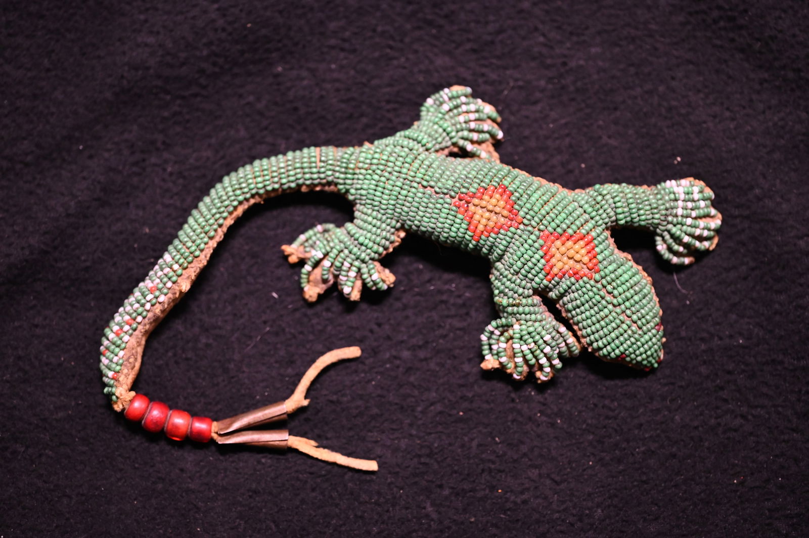 7" Beaded Lizard Fetish.: 7" Beaded Lizard Fetish.