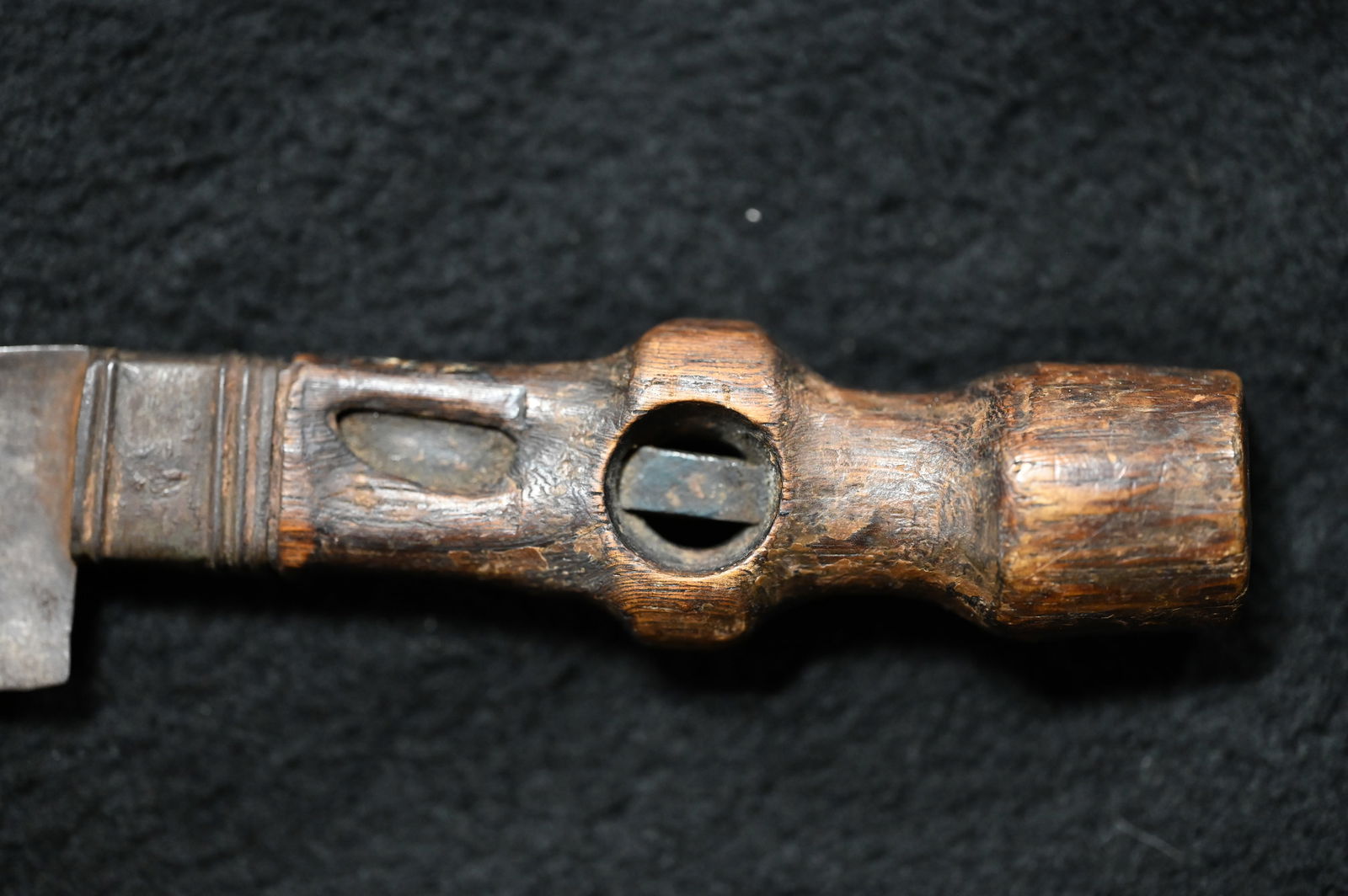 African 9" Dagger Knife 5" blade. - 5