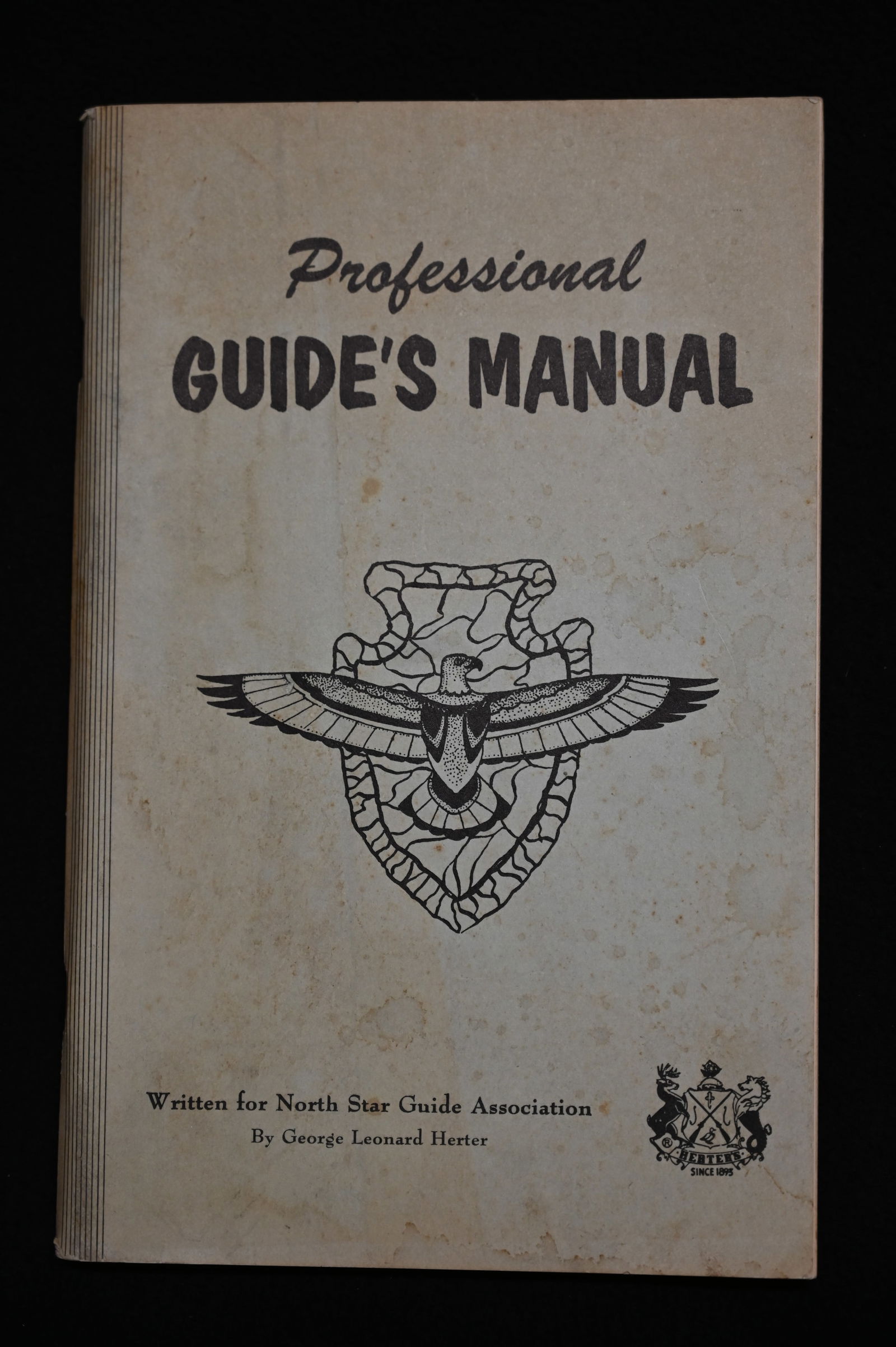 Professional Guide's Manual 1971 softcover by George Herter. (1 of 6)