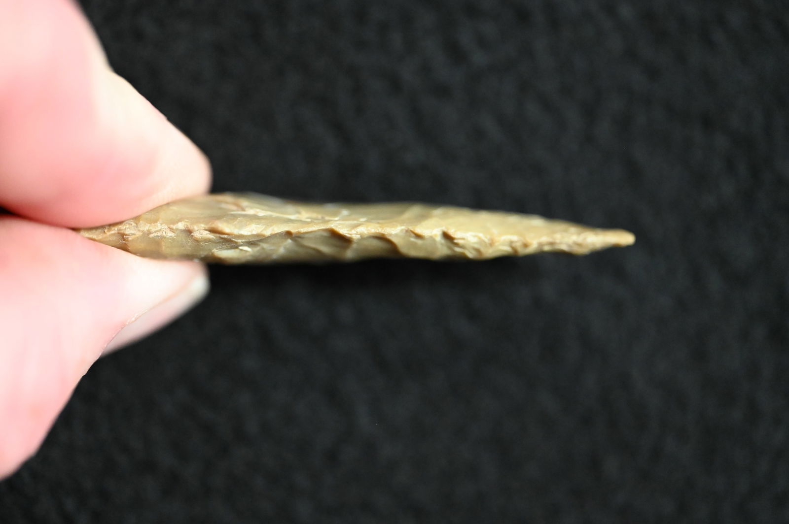 2 3/8" Dalton Arrowhead Modern Made. - 4