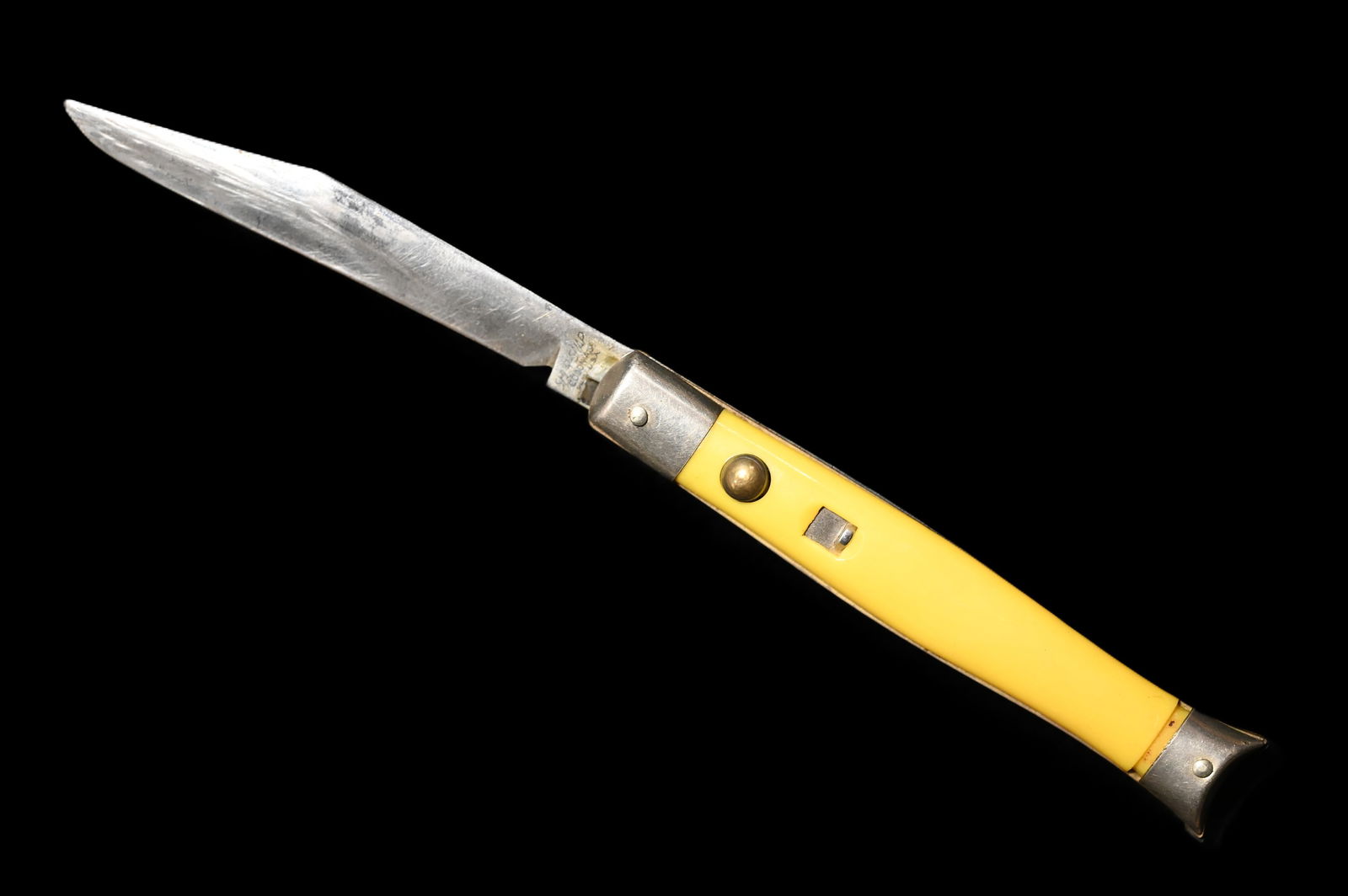 Shur-Snap Colonial Switchblade Knife 3 1/8" blade. (1 of 8)