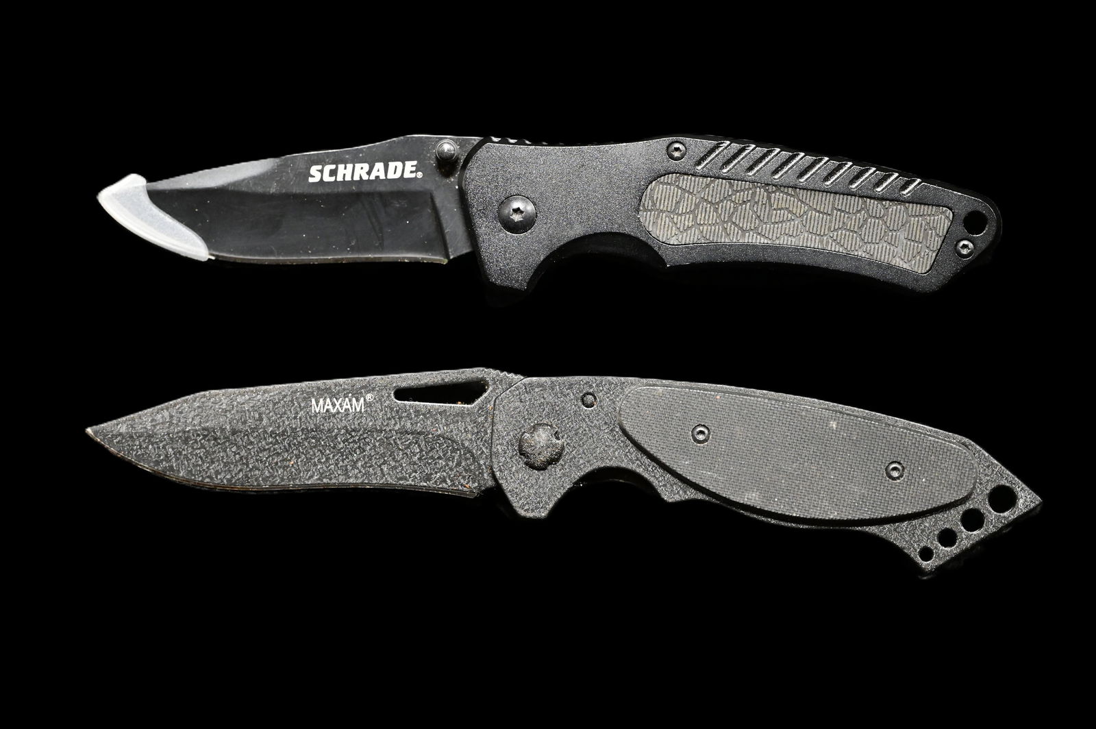 Schrade & Maxim Pocket Knives in new condition. (1 of 8)