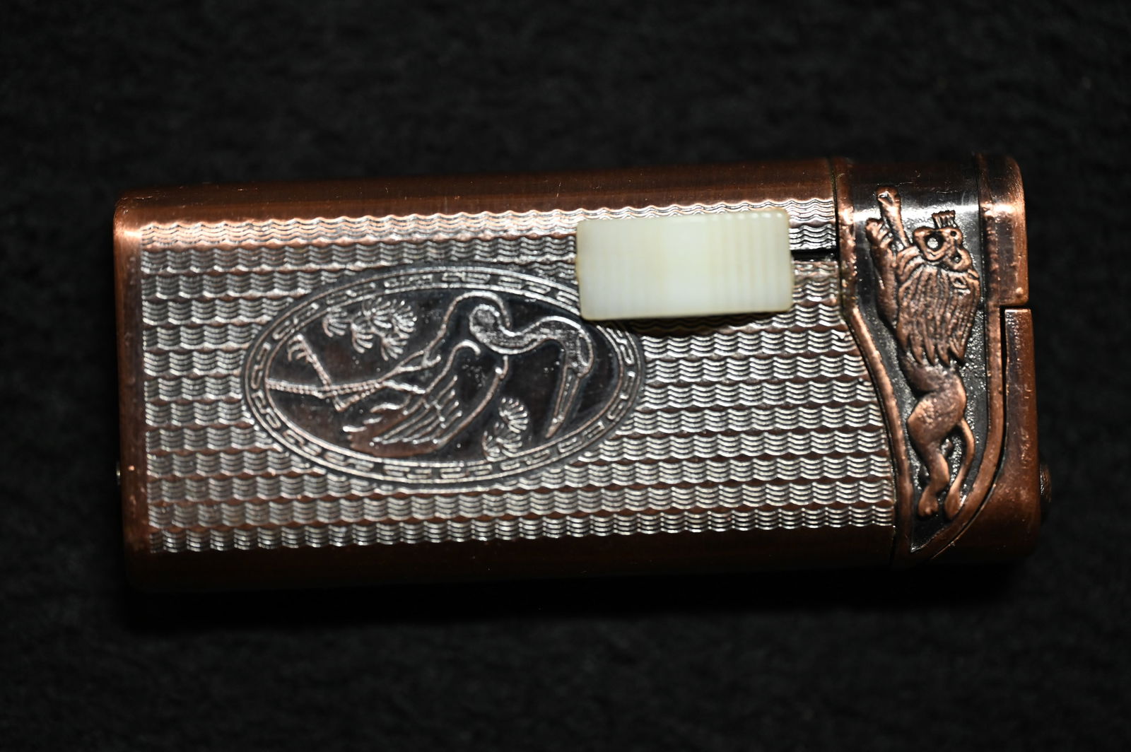 2 7/8" Bronze Lighter/Switchblade Knife 1 7/8" blade. (1 of 8)