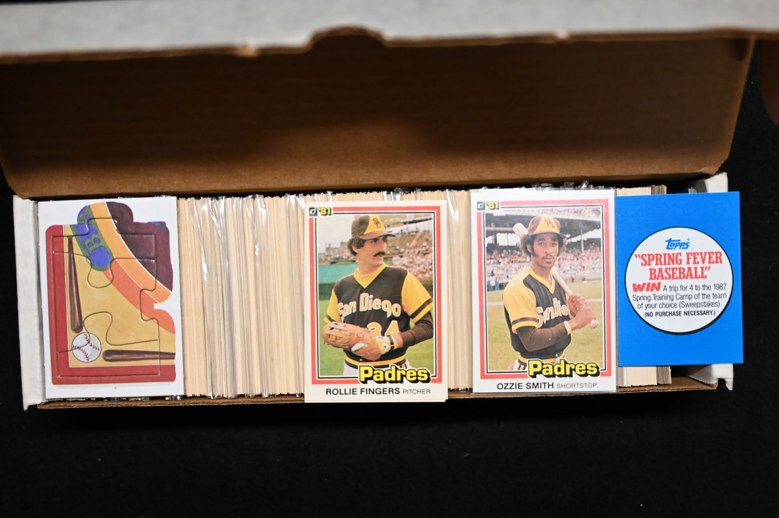 1981 Donruss Baseball Cards. (1 of 2)