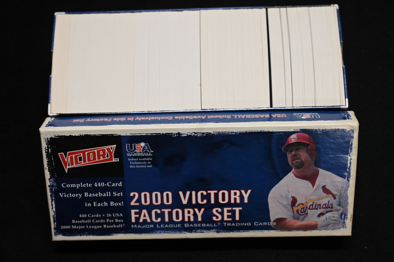 2000 Victory Baseball Cards Factory Set "not sealed".: 2000 Victory Baseball Cards Factory Set "not sealed".