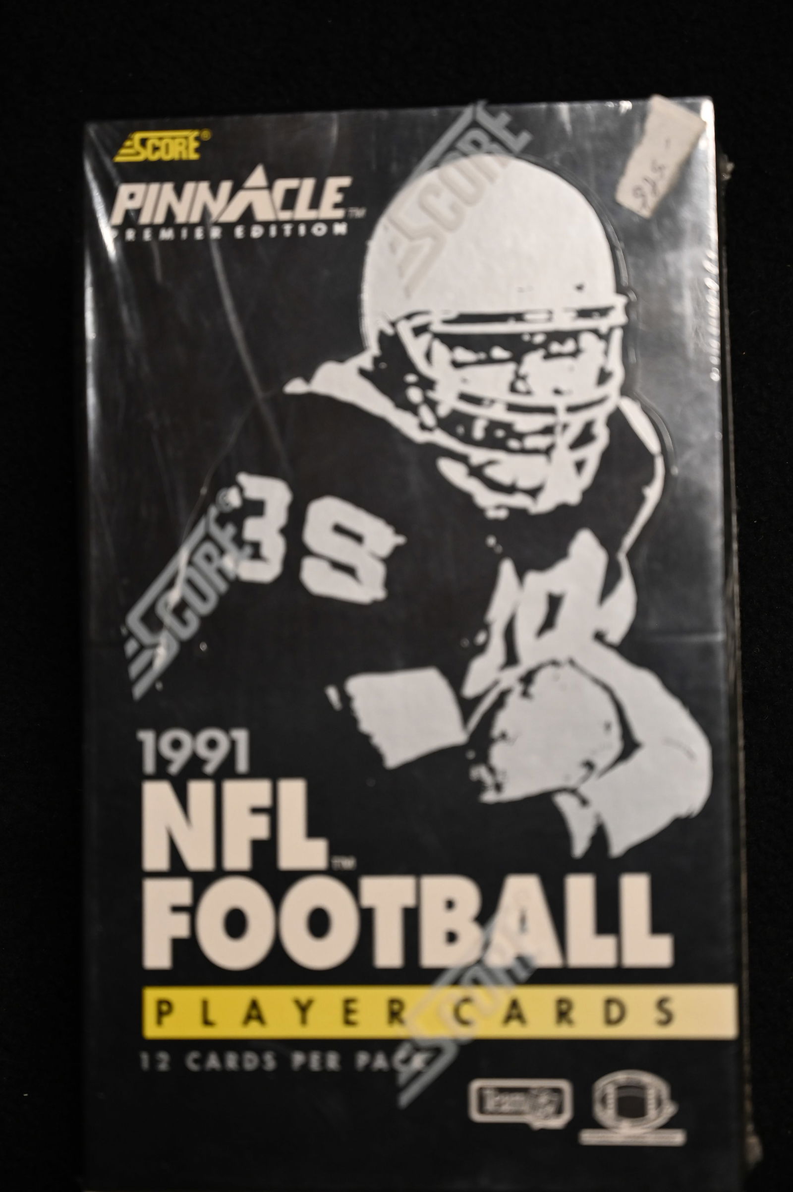 1991 Pinnacle Football Sealed Box of playing cards packs.: 1991 Pinnacle Football Sealed Box of playing cards packs.