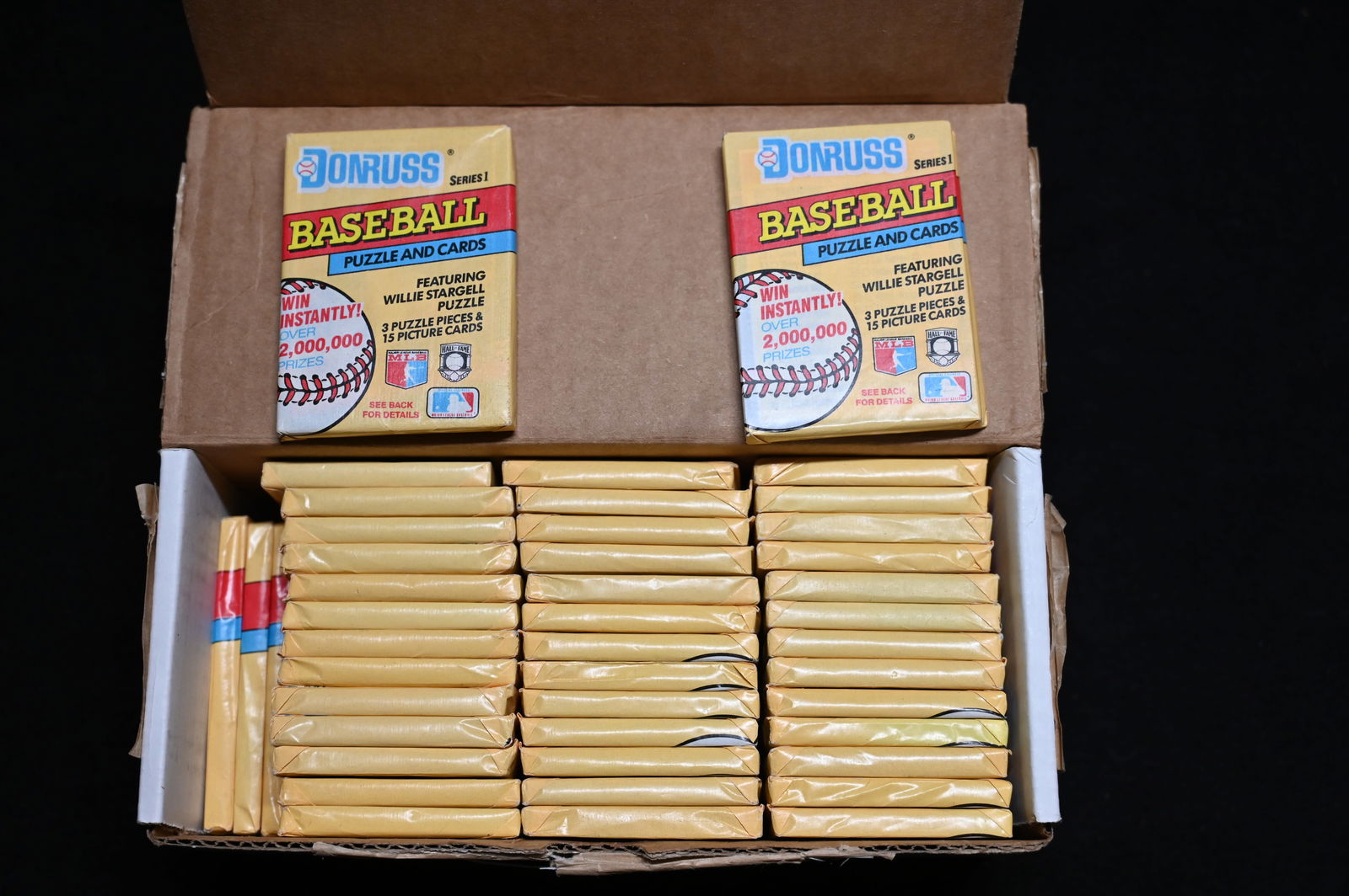 44 Donruss 1991 Baseball Cards Sealed Packs.: 44 Donruss 1991 Baseball Cards Sealed Packs.
