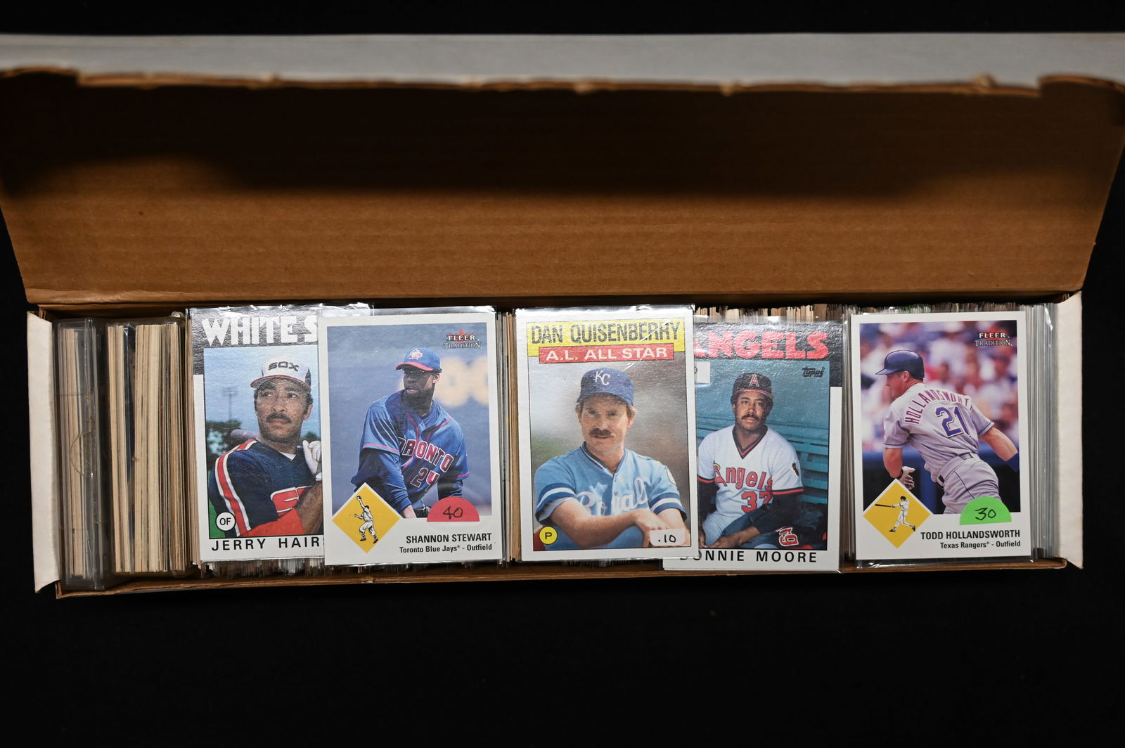 Approx. 800 Baseball Cards Mixed Group 1980's-2000's. (1 of 3)