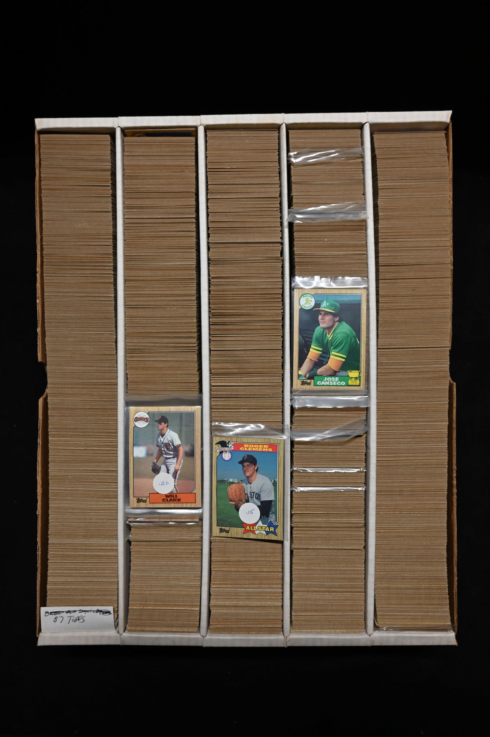5000 Approx. Baseball Cards 1987 Topps stored in a large collector card box. We did not search (1 of 3)