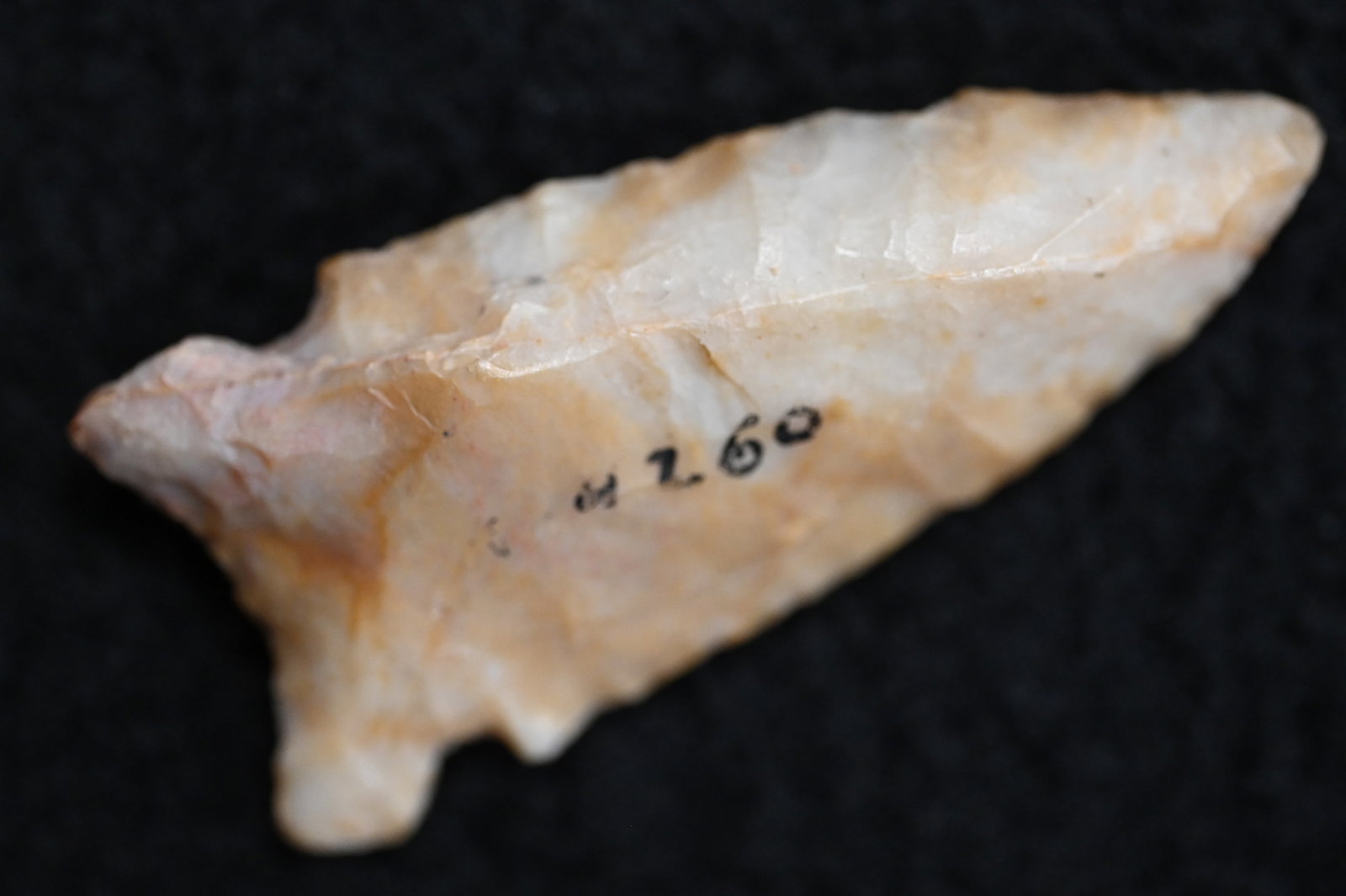 2" Graham Cave Arrowhead Found in Boone Co. Missouri. (1 of 5)