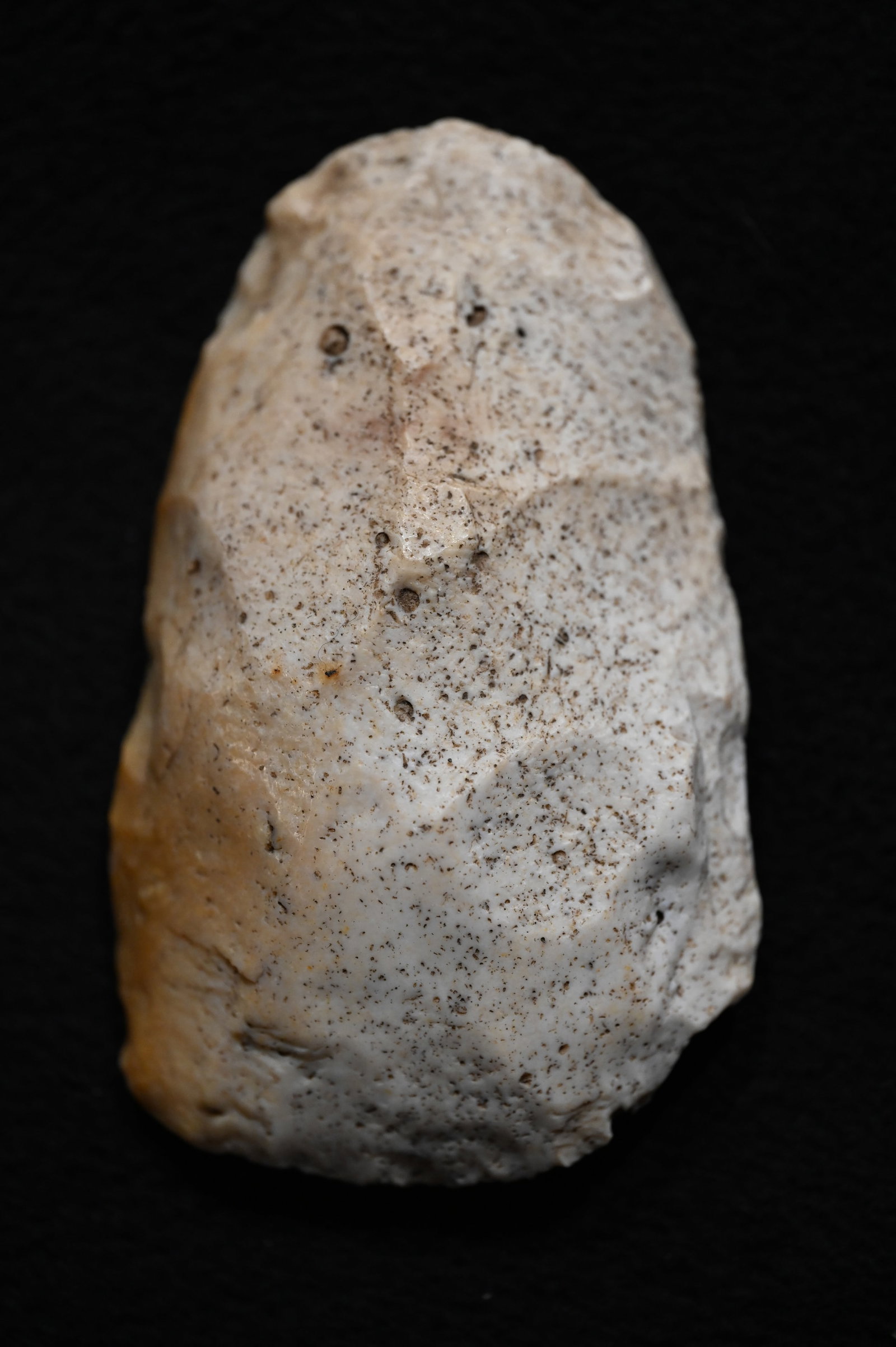 5" Heavily Polished Flint Spade Found in Logan Co. Illinois. (1 of 6)