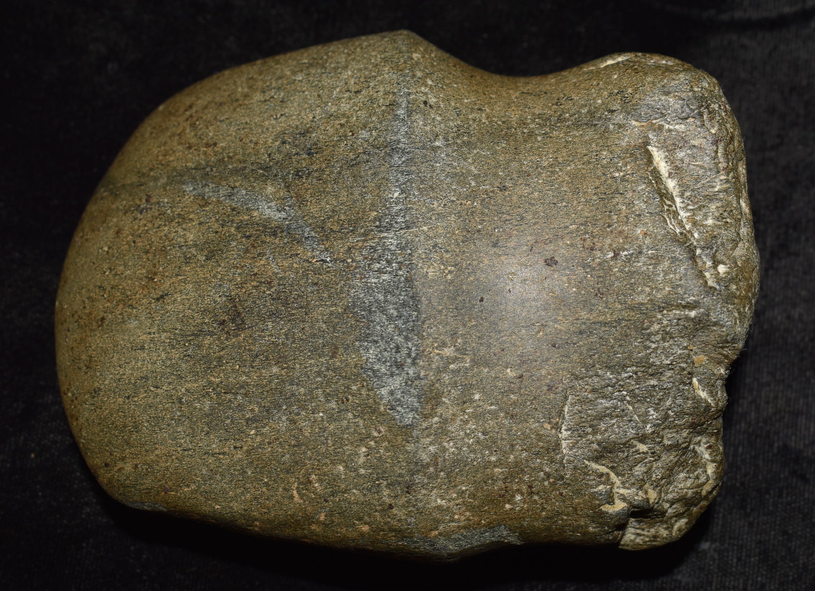 4" Highly Polished Granite Axe found in Madison County, Illinois near Kahokia Mounds (1 of 7)
