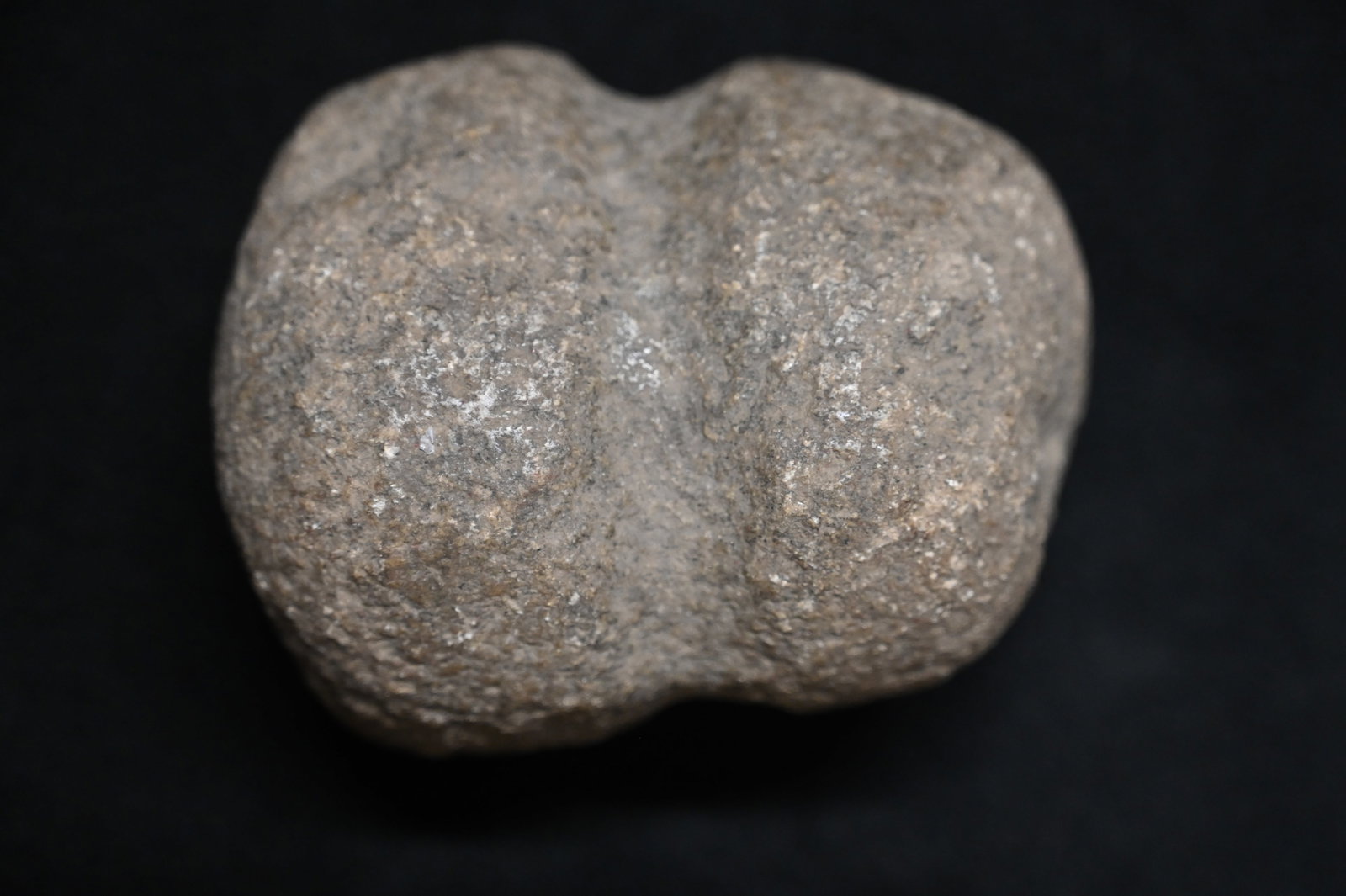 4" Granite Full Groove Maul Found in Pike Co. Illinois. (1 of 7)