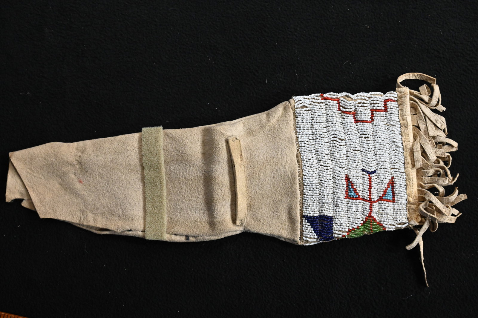 15" Beaded Leather Rifle Wrap. (1 of 5)