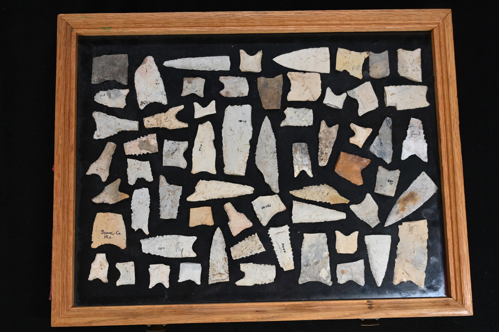 Heartbreaker Frame of 60 Dalton Authentic Arrowheads found in Boone Co. Missouri and surrounding are (1 of 6)