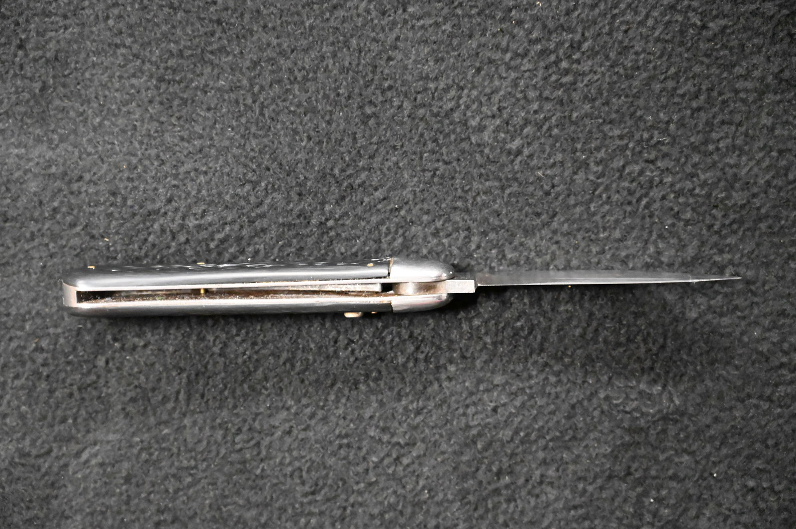 Schrade Cut Co. Switchblade Knife. - 5