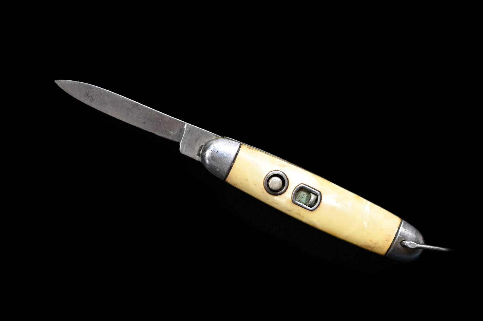 Imperial Jackomatic Keychain Switchblade Knife. (1 of 8)