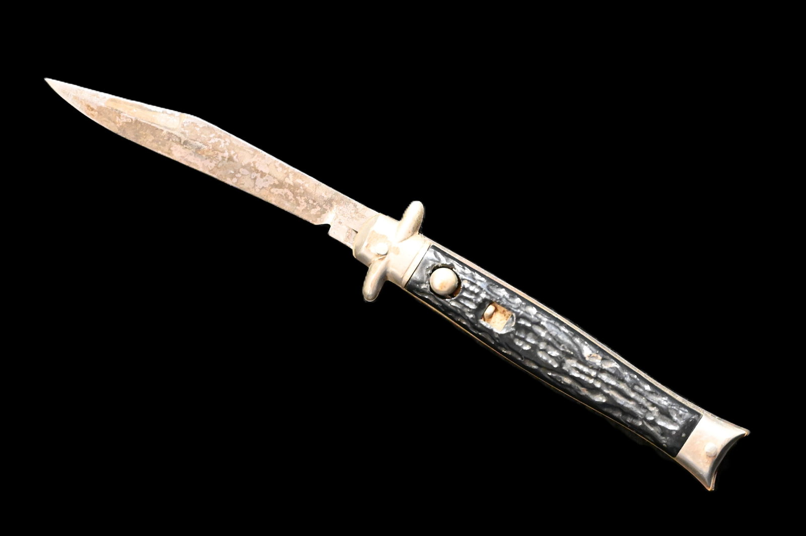 Shut-Snap Switchblade Knife 3 3/16" blade. (1 of 8)