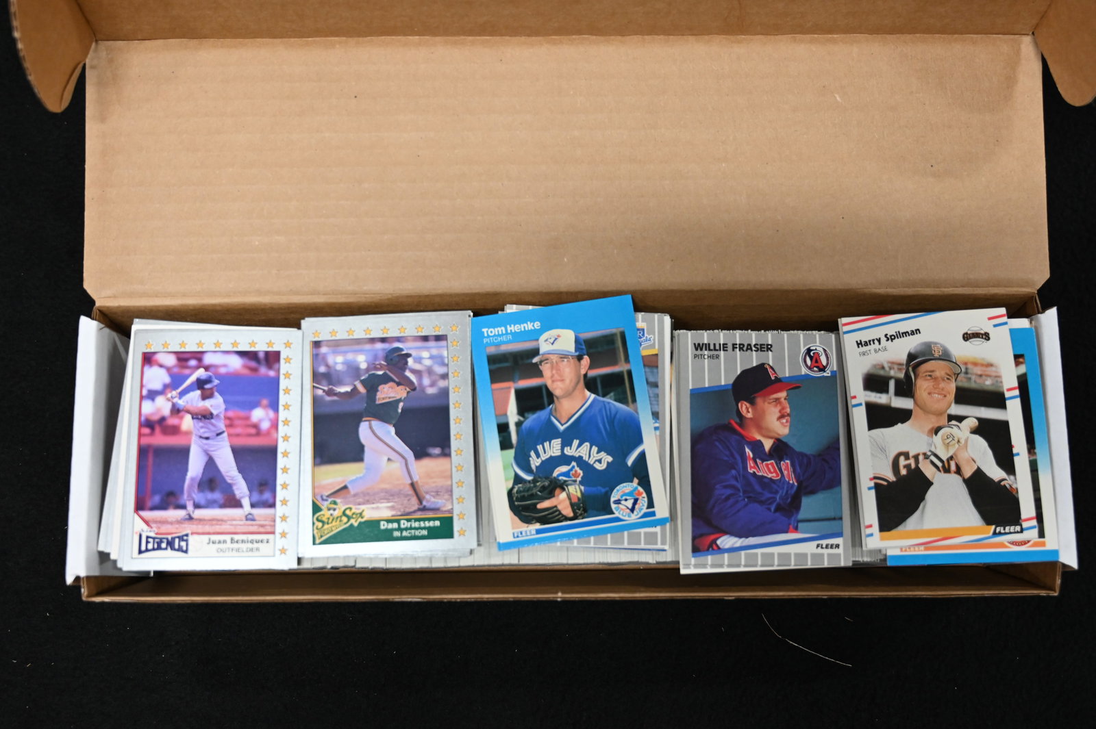 Box of Approx. 800 Baseball Cards 80's & 90's unsearched. (1 of 3)
